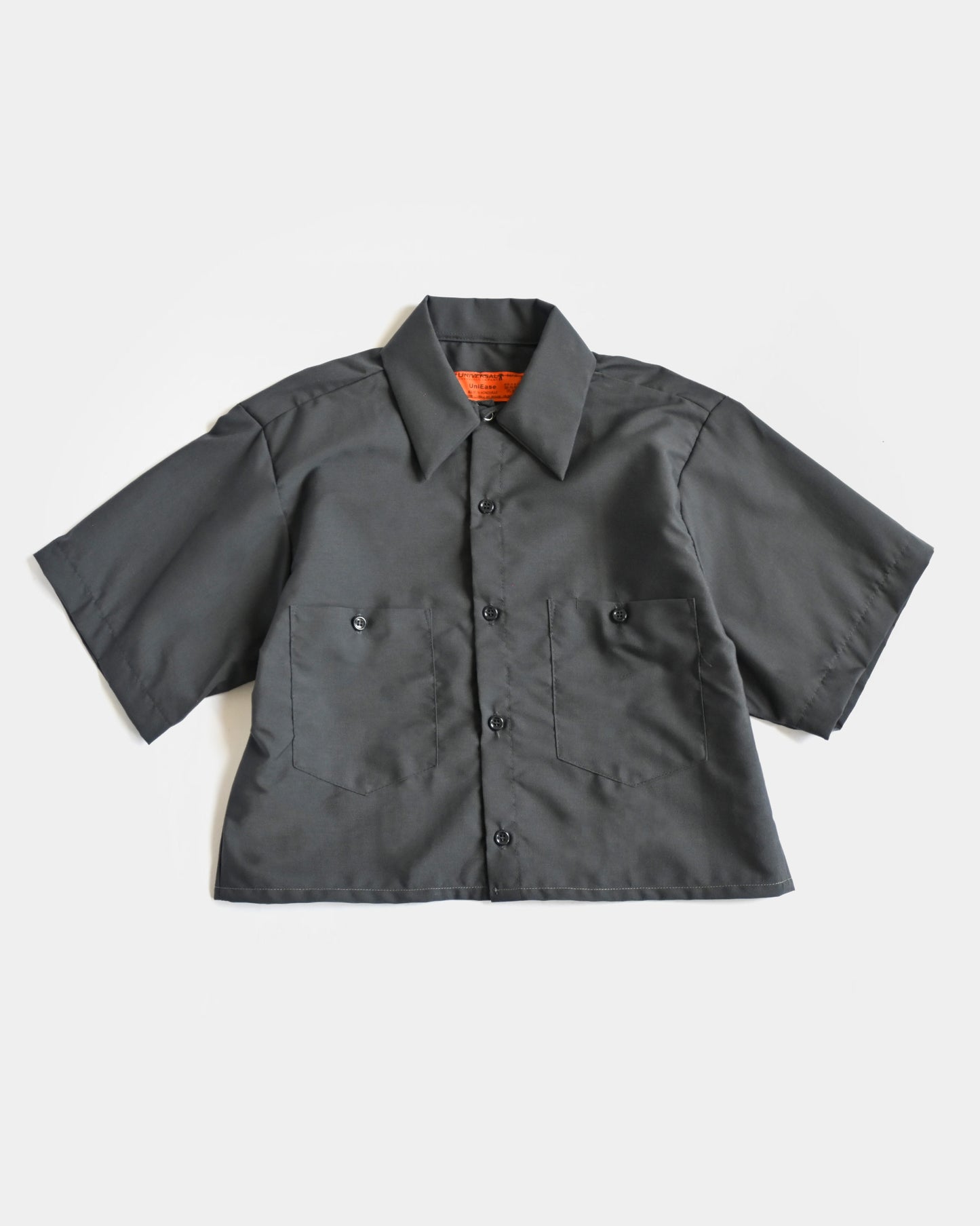 Cropped Universal Charcoal S/S Shirt