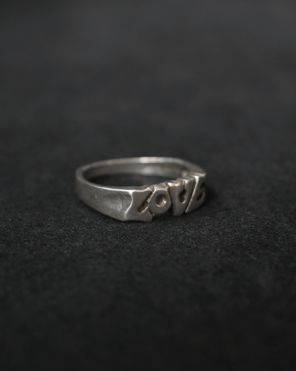 Silver Ring "LOVE" - 6号