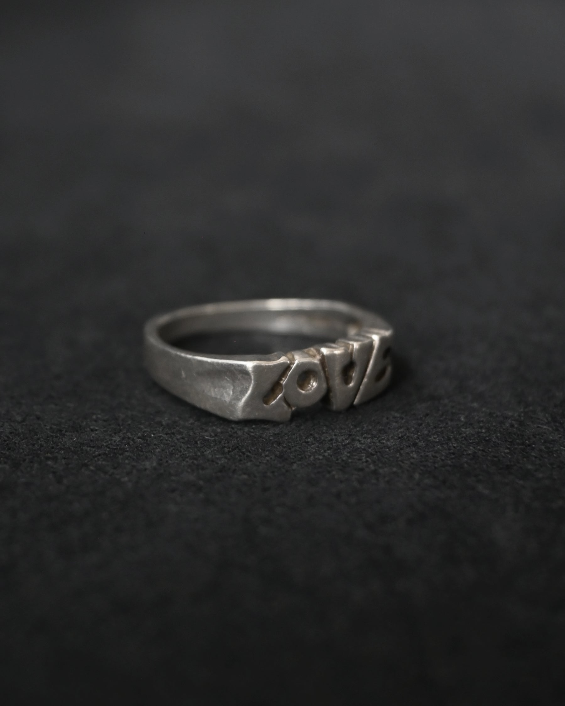 Silver Ring "LOVE" - 6号