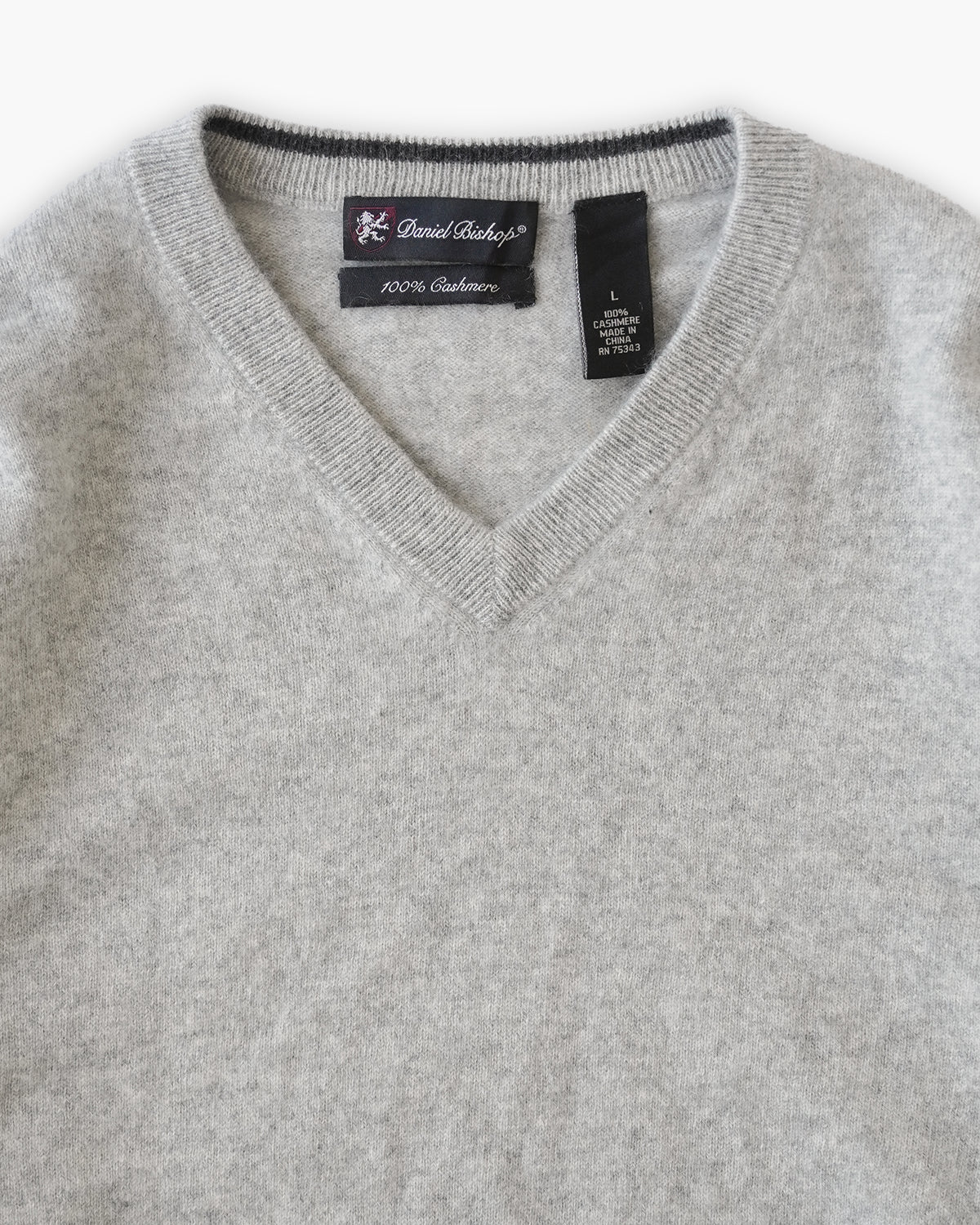 100% Cashmere V-Neck Knit Sweater
