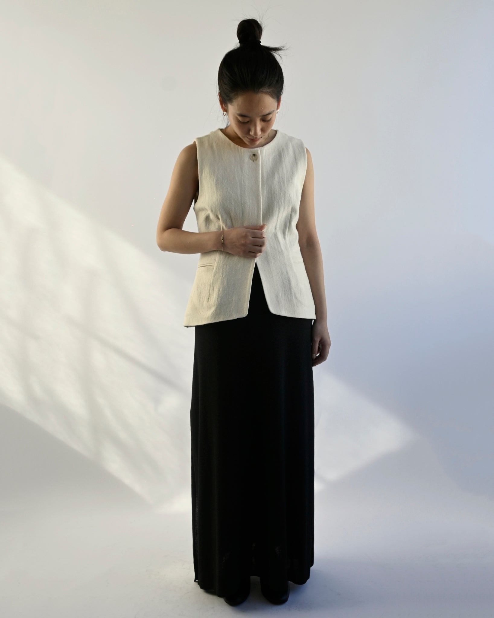 "RUOHAN" White Avonia Vest
