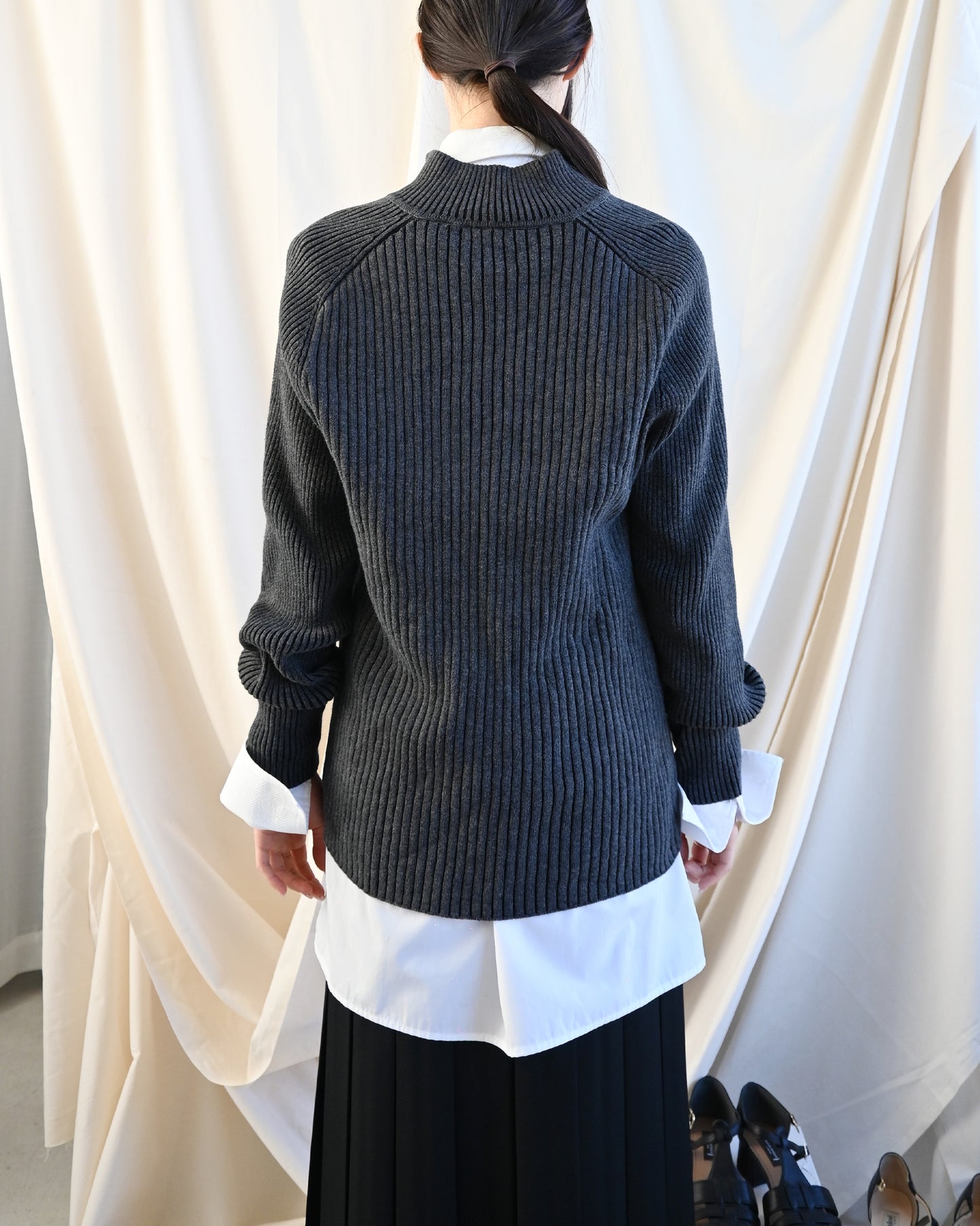 Ribbed Zip-Up Gray Sweater - DKNY