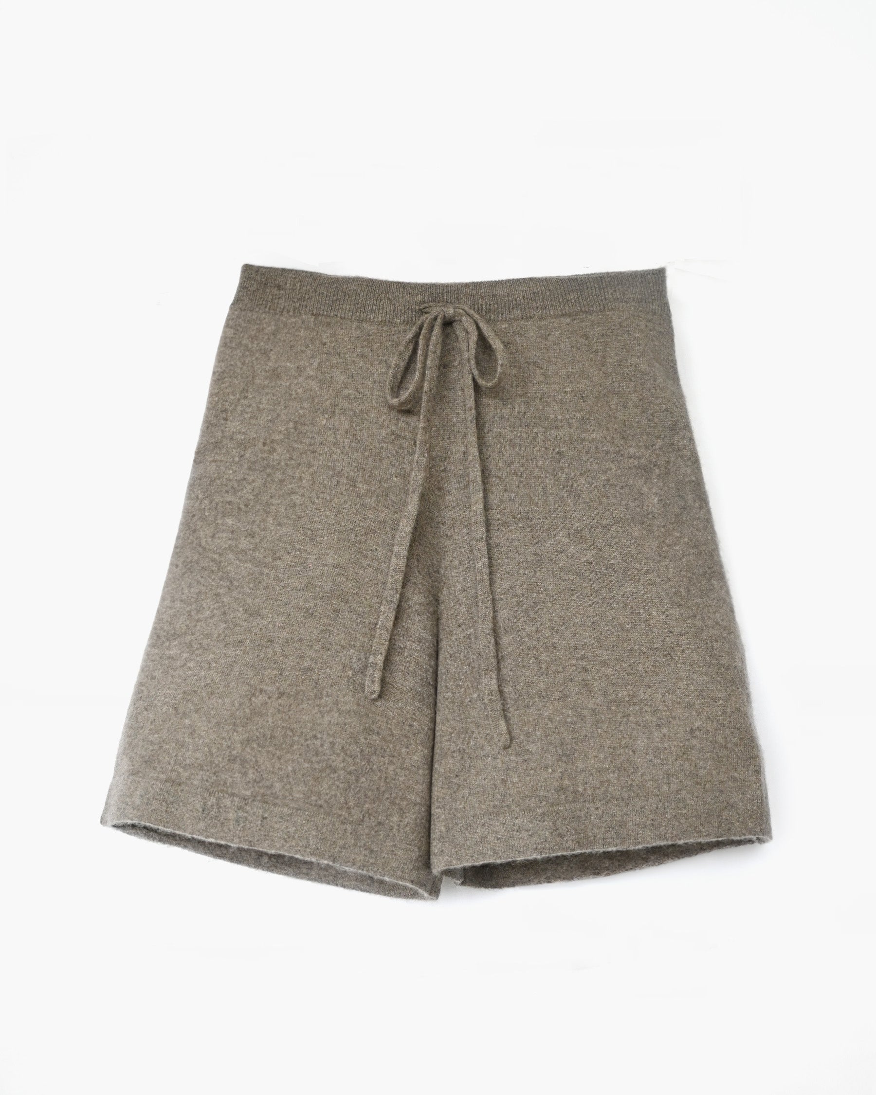404 Cashmere Loose Shorts - Camel