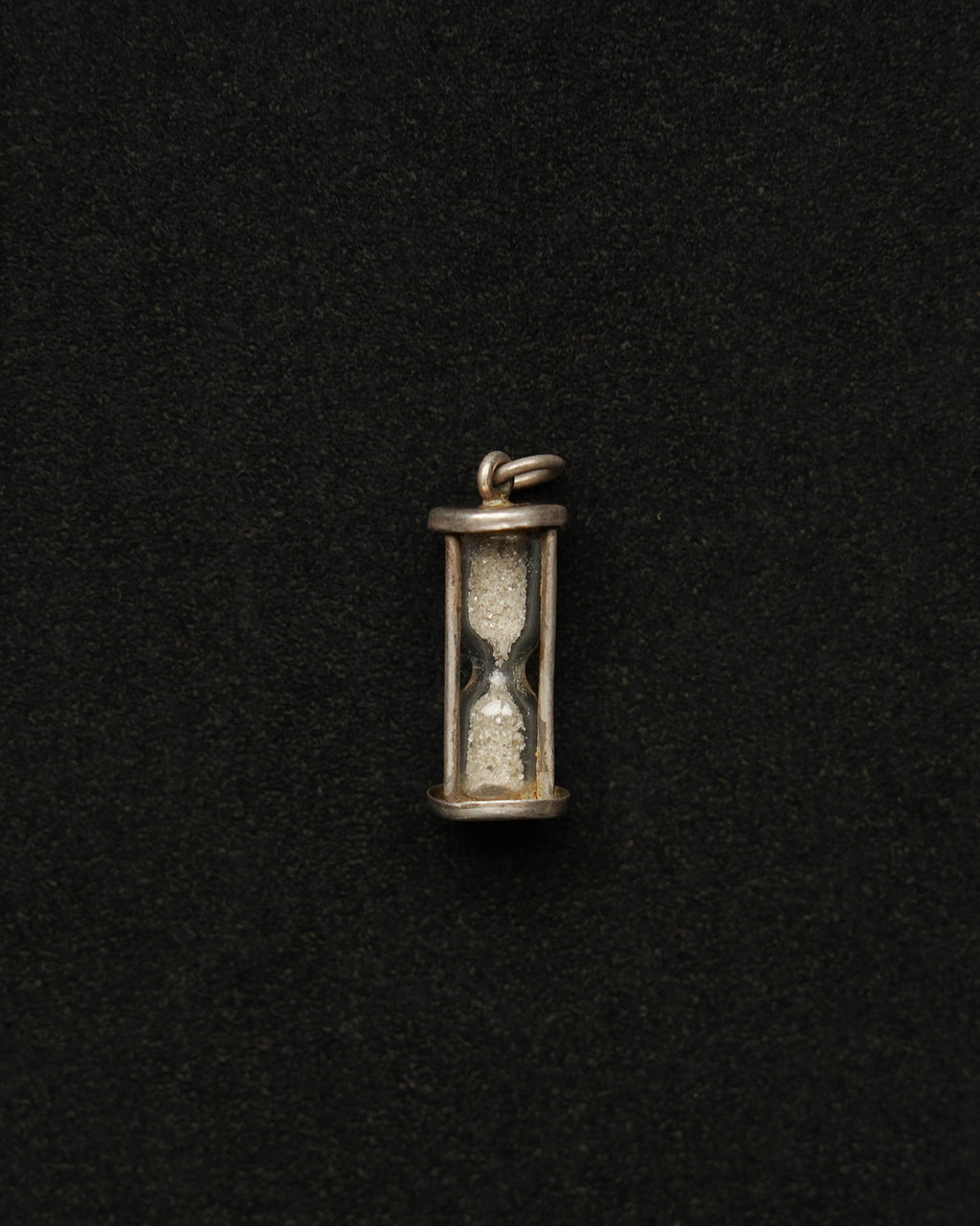 Silver Hourglass Charm (SVNL-26042)