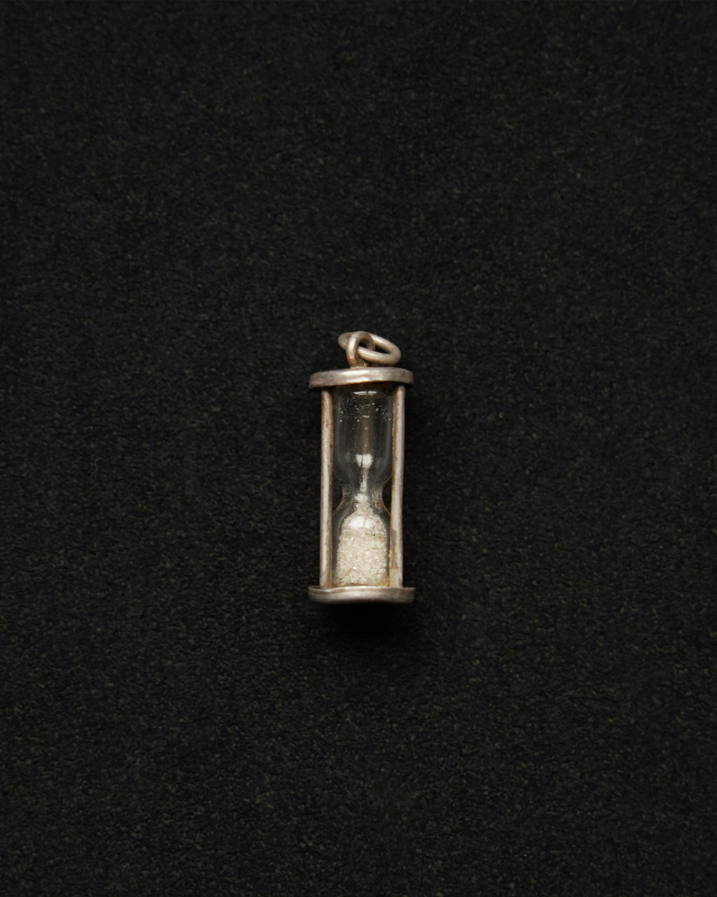 Silver Hourglass Charm (SVNL-26042)