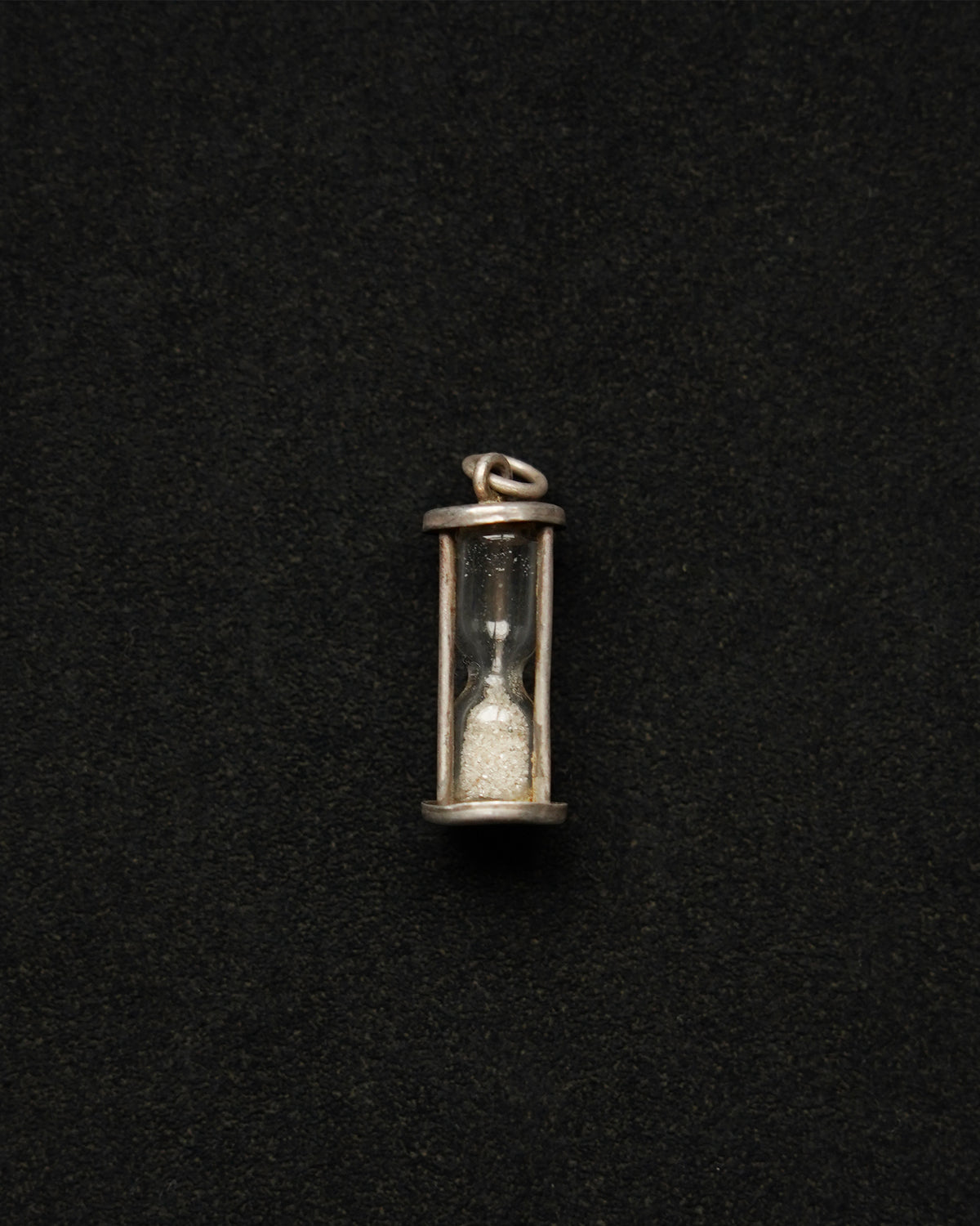 Silver Hourglass Charm (SVNL-26042)
