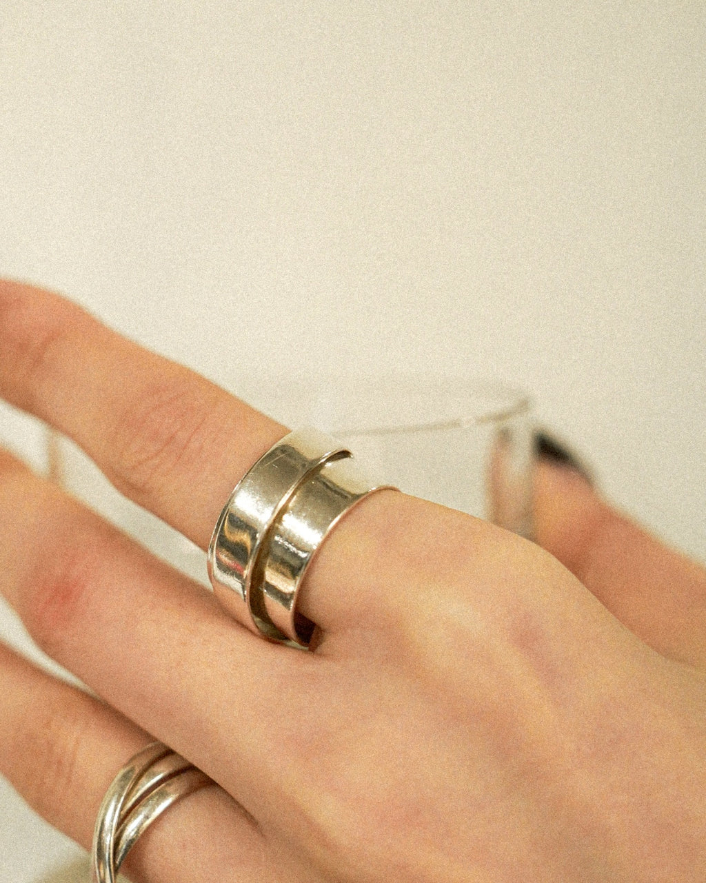 Trinity Engraved Ring – Love, Faith & Hope (SVR25025)