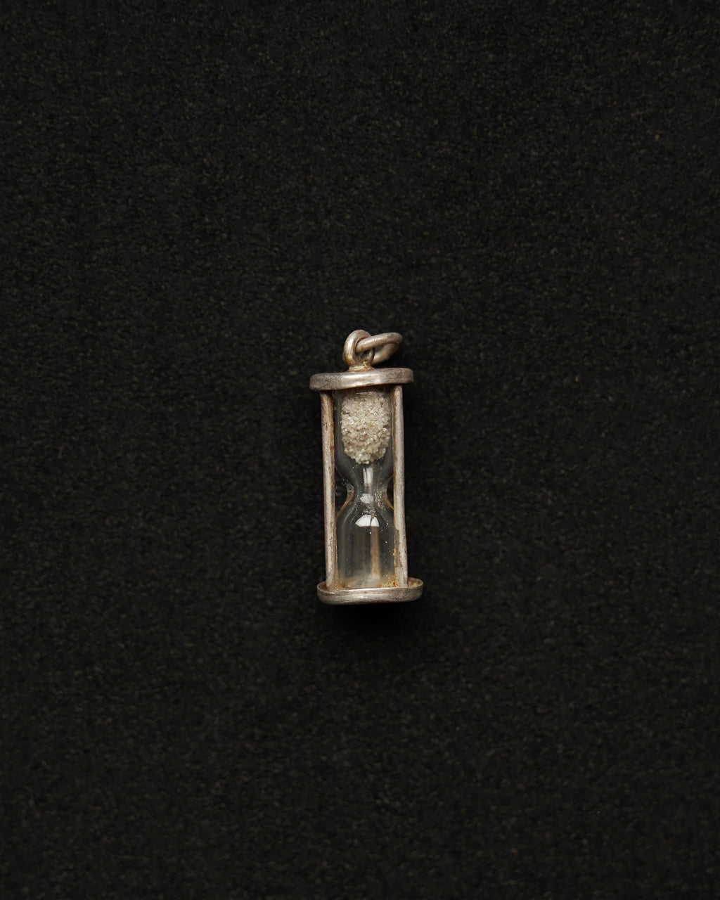 Silver Hourglass Charm (SVNL-26042)