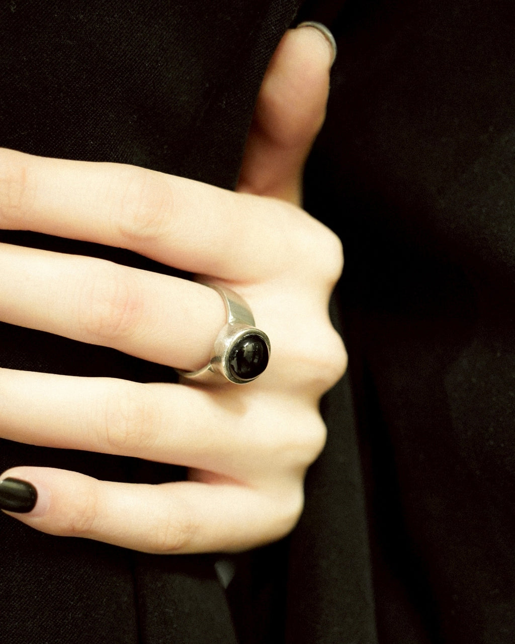 Onyx Silver Ring (SVR25030)