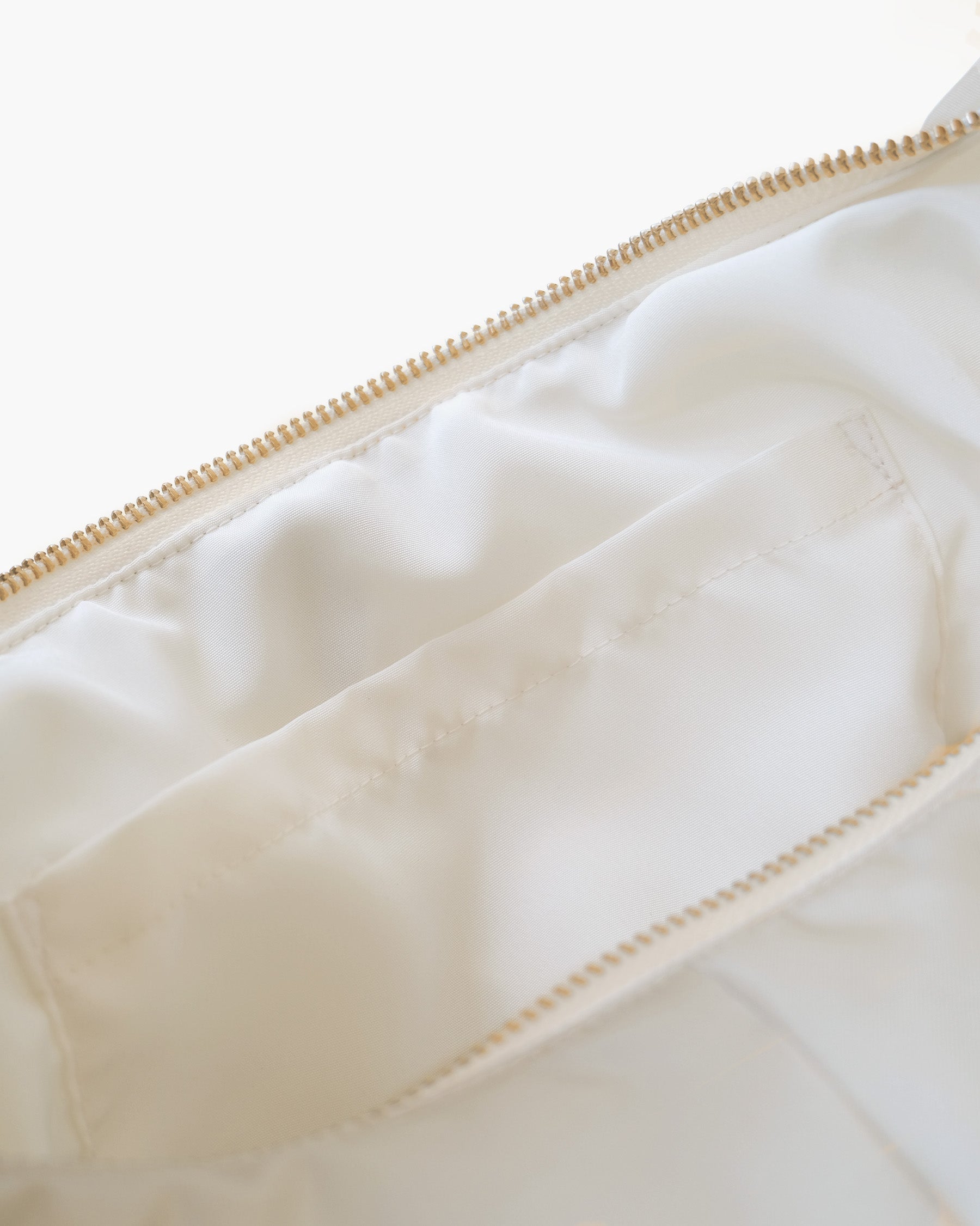404 Padding Hand Bag - Ivory