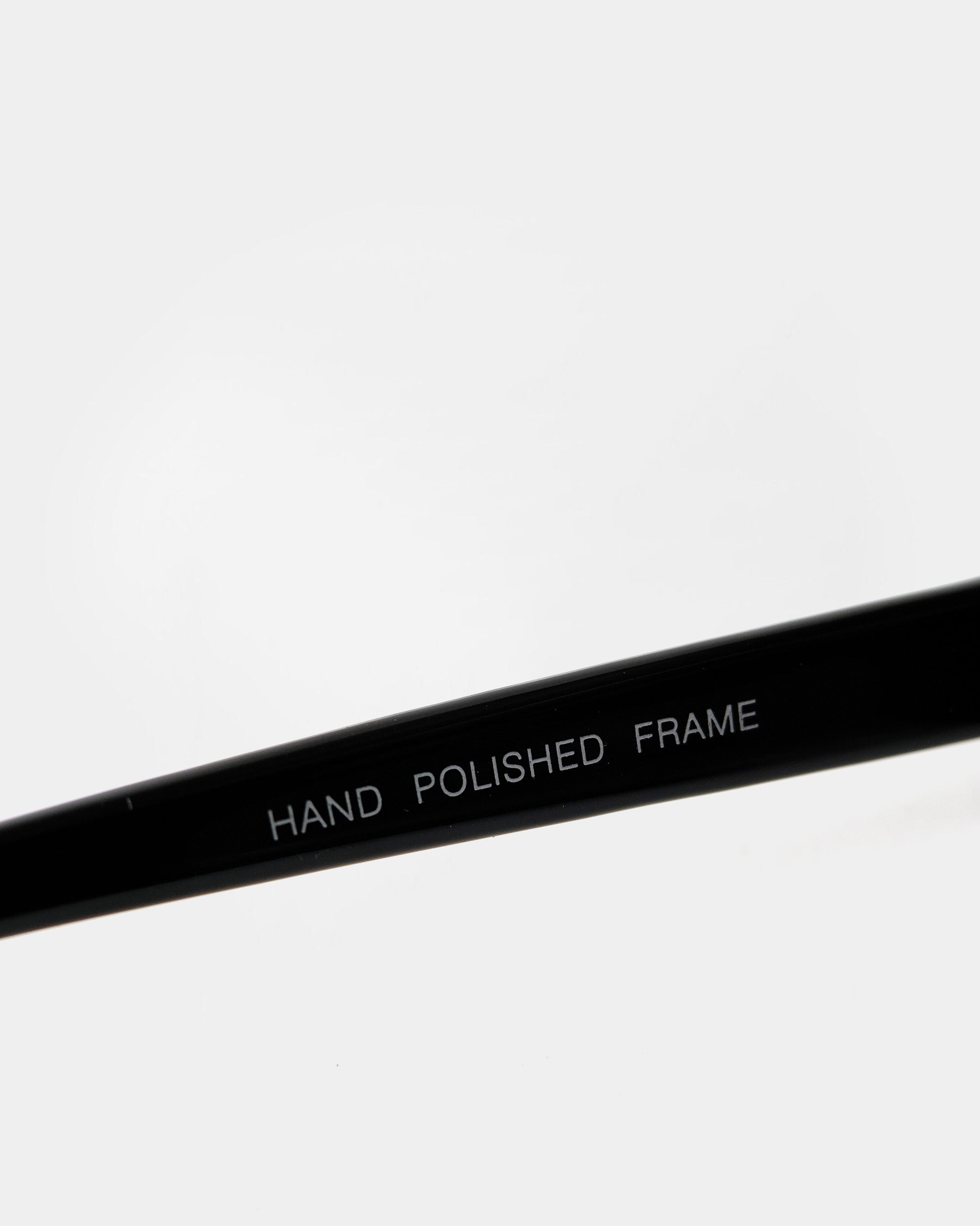 NOS 90s Frame sunglasses