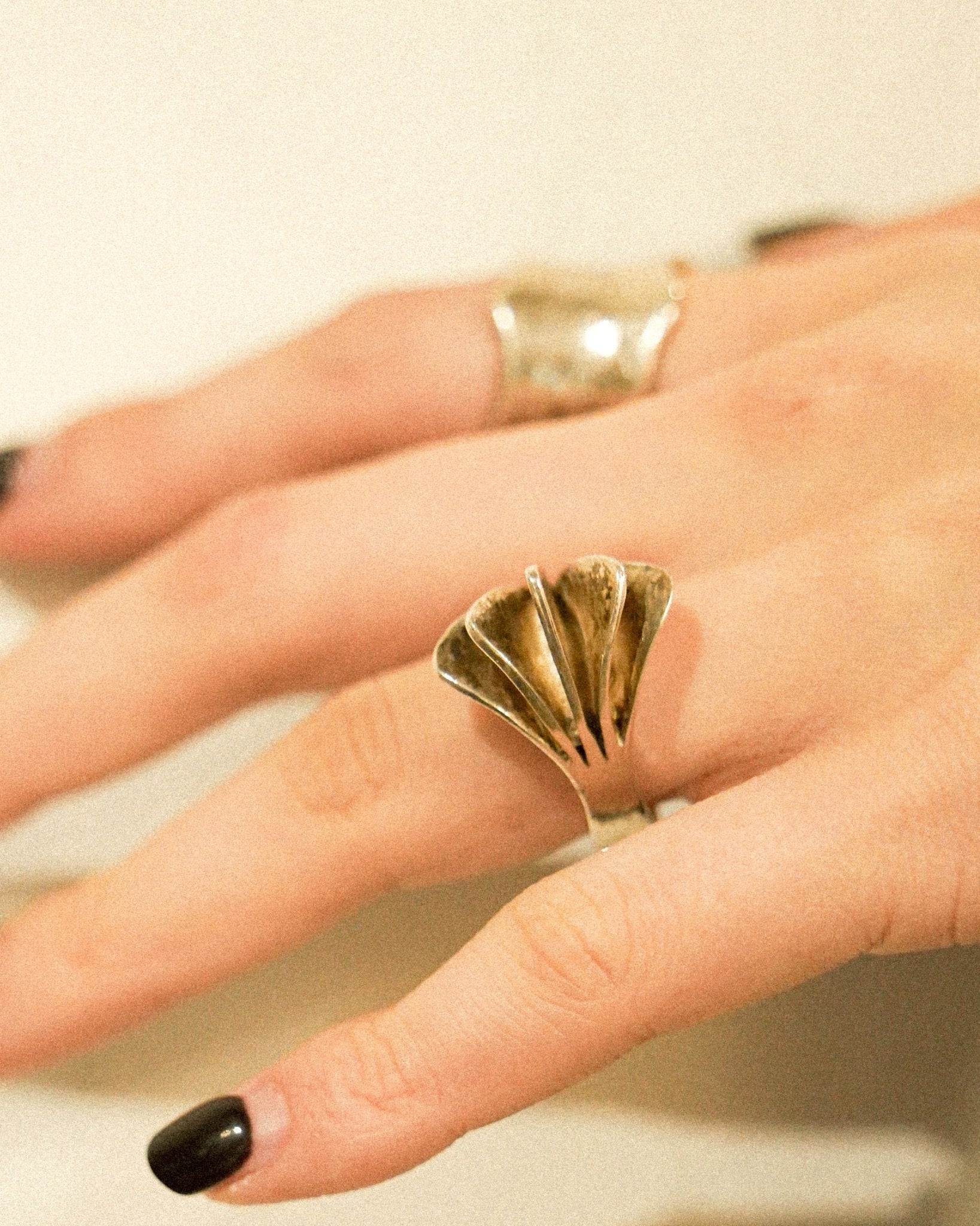 Fan Blade Silver Ring (SVR25019)