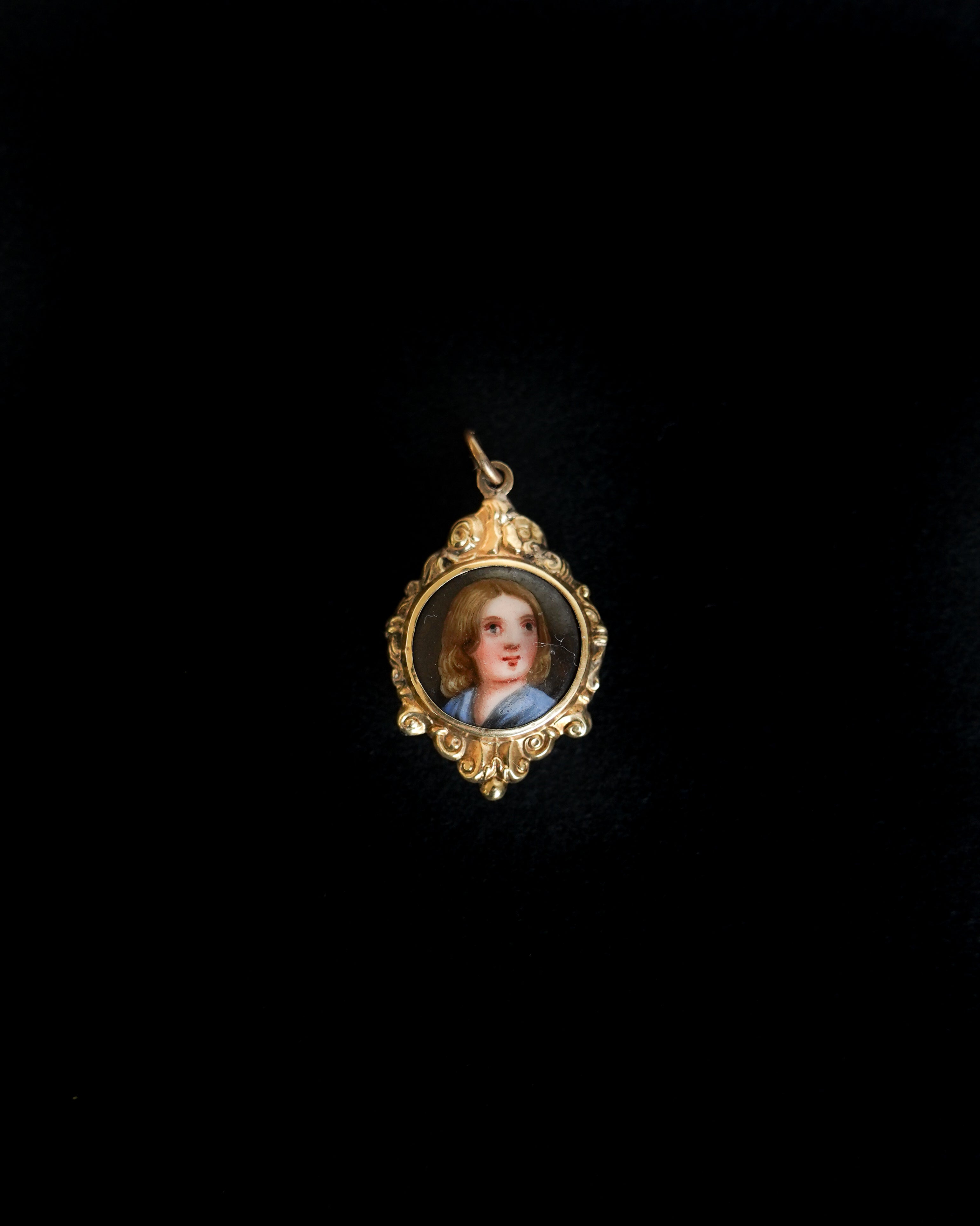 14k Victorian Portrait Charm