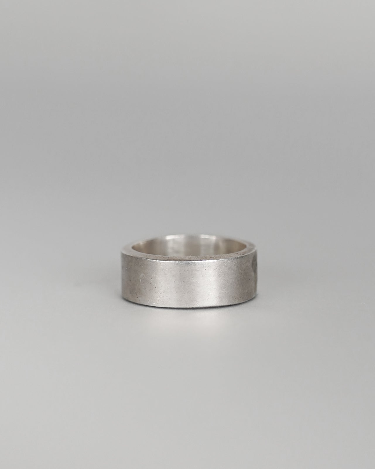 Flat Band Ring (SVR-25036)