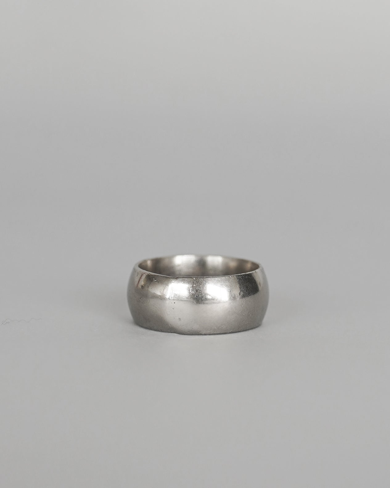 Round Band Ring (SVR-25038)