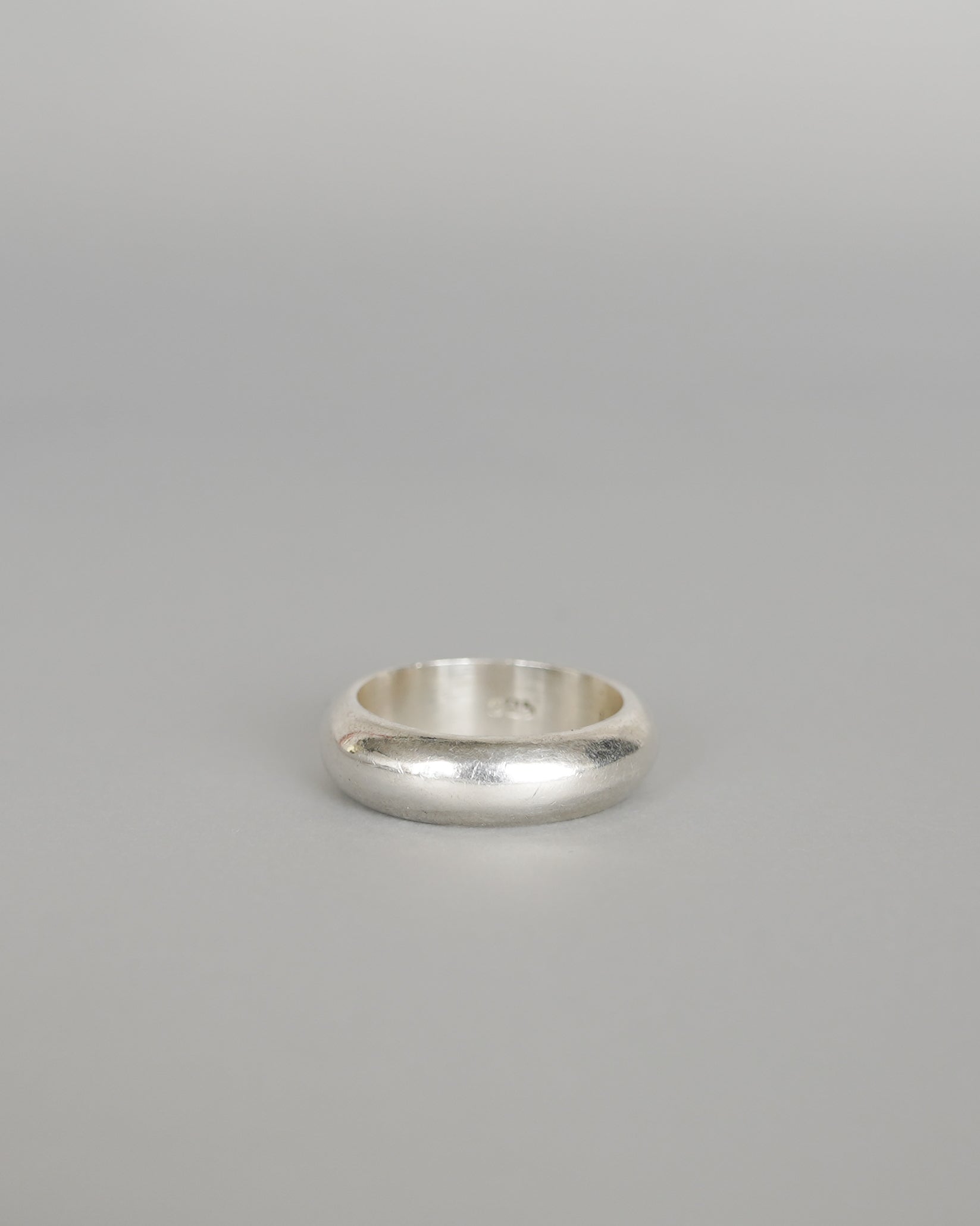 Thick Dome Ring - Size 24 (SVR25040-2)