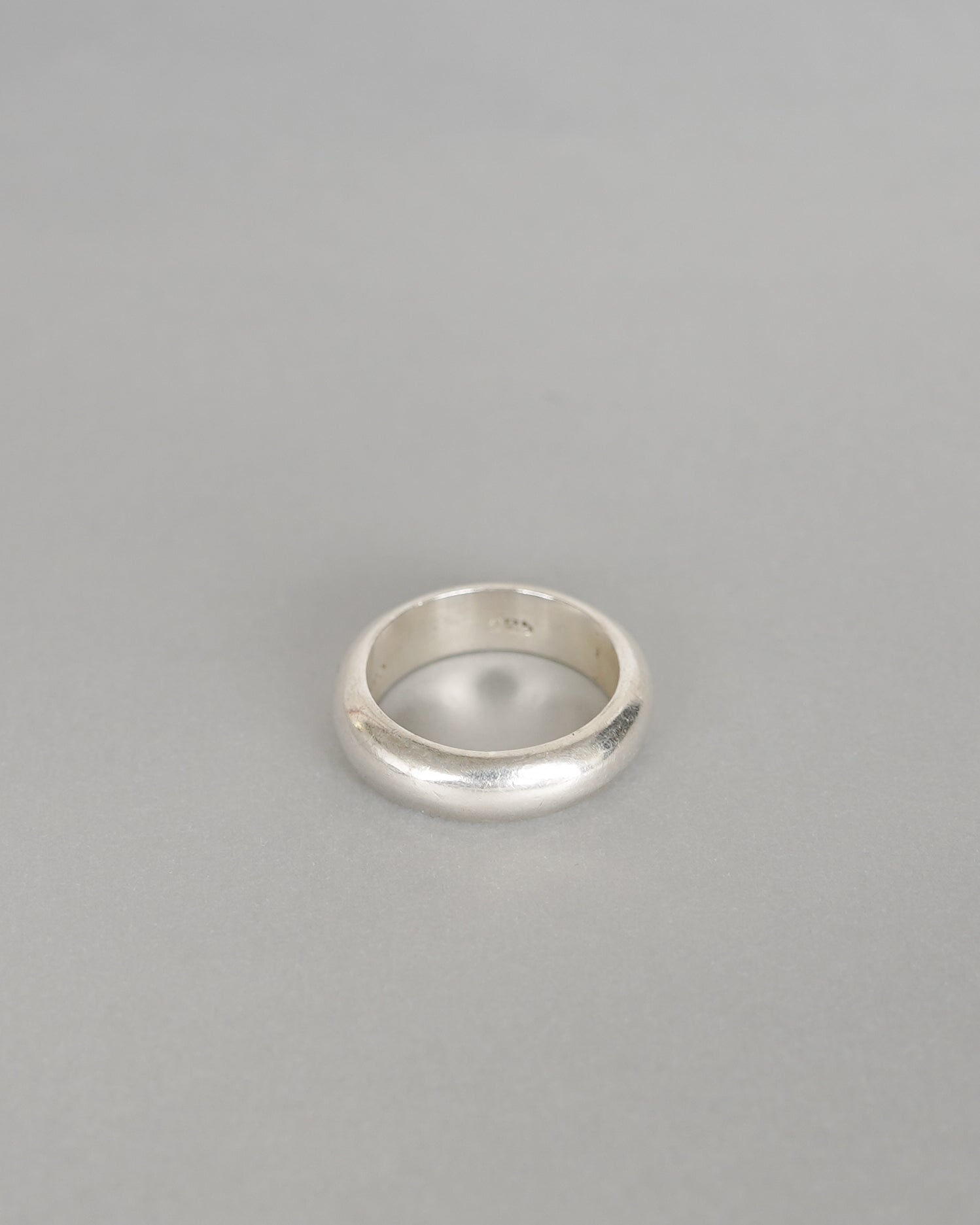 Thick Dome Ring - Size 24 (SVR25040-2)
