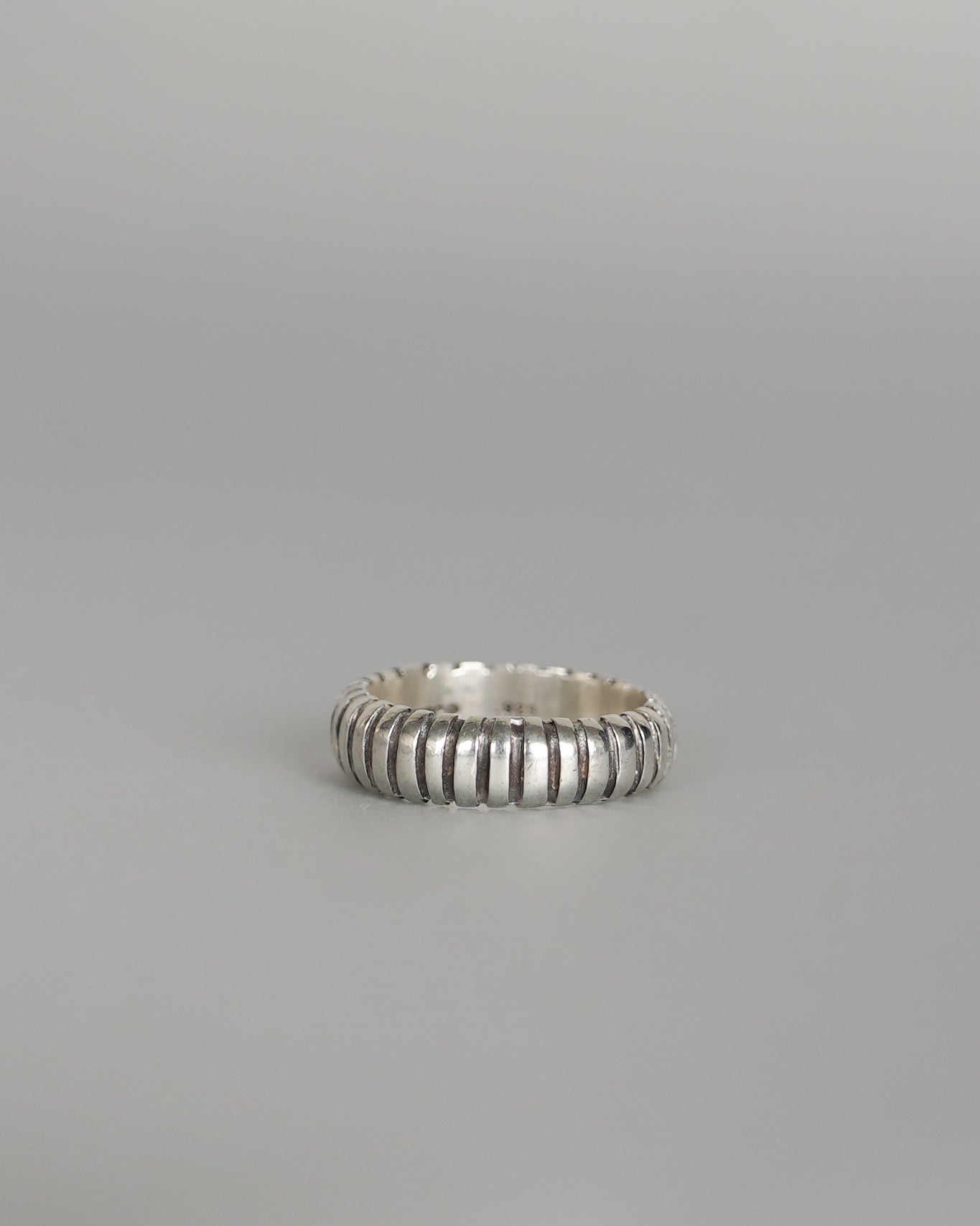 Grooved Silver Ring (SVR-25043)