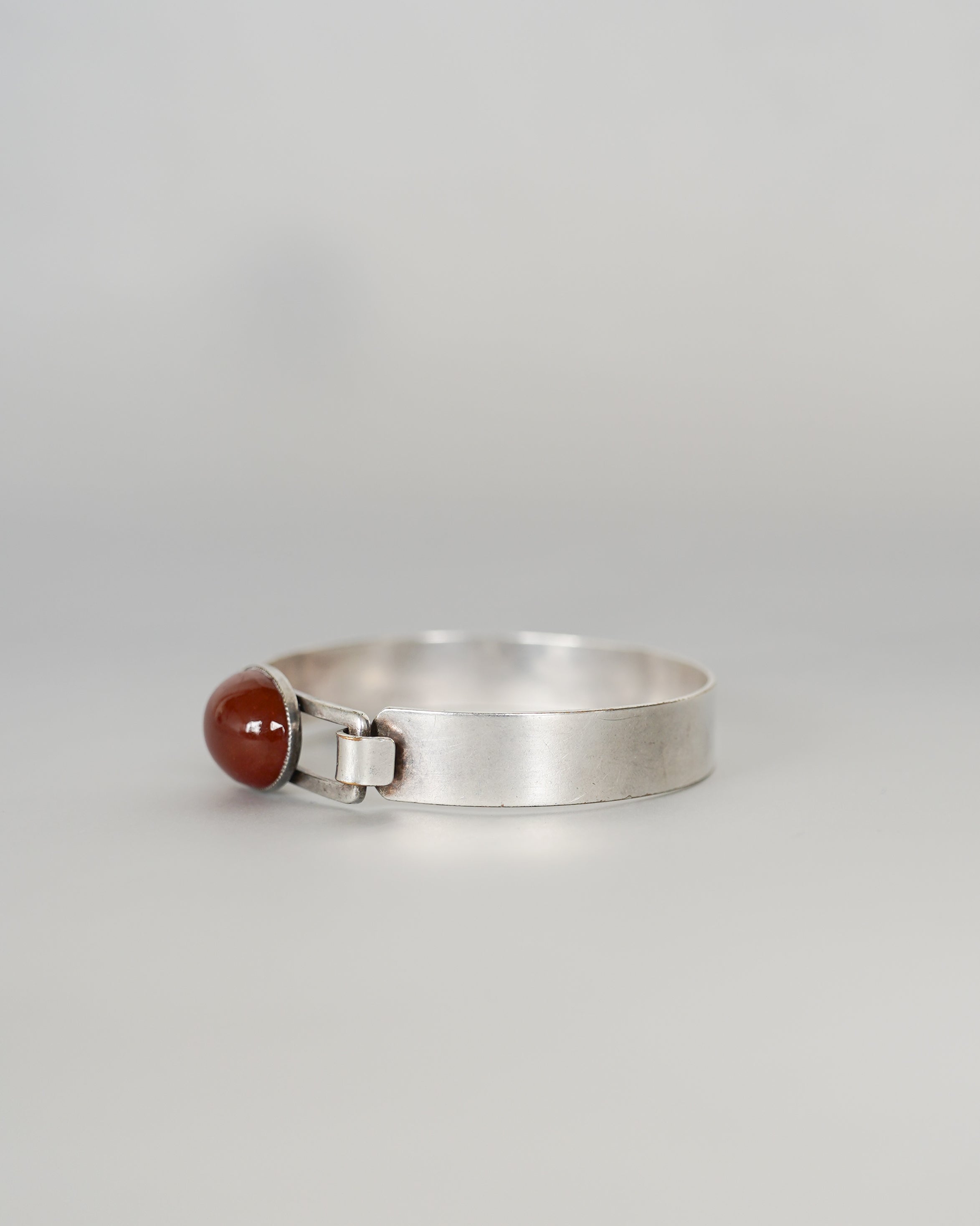 Silver Bangle with Carnelian Stone (SVBL25022-1)