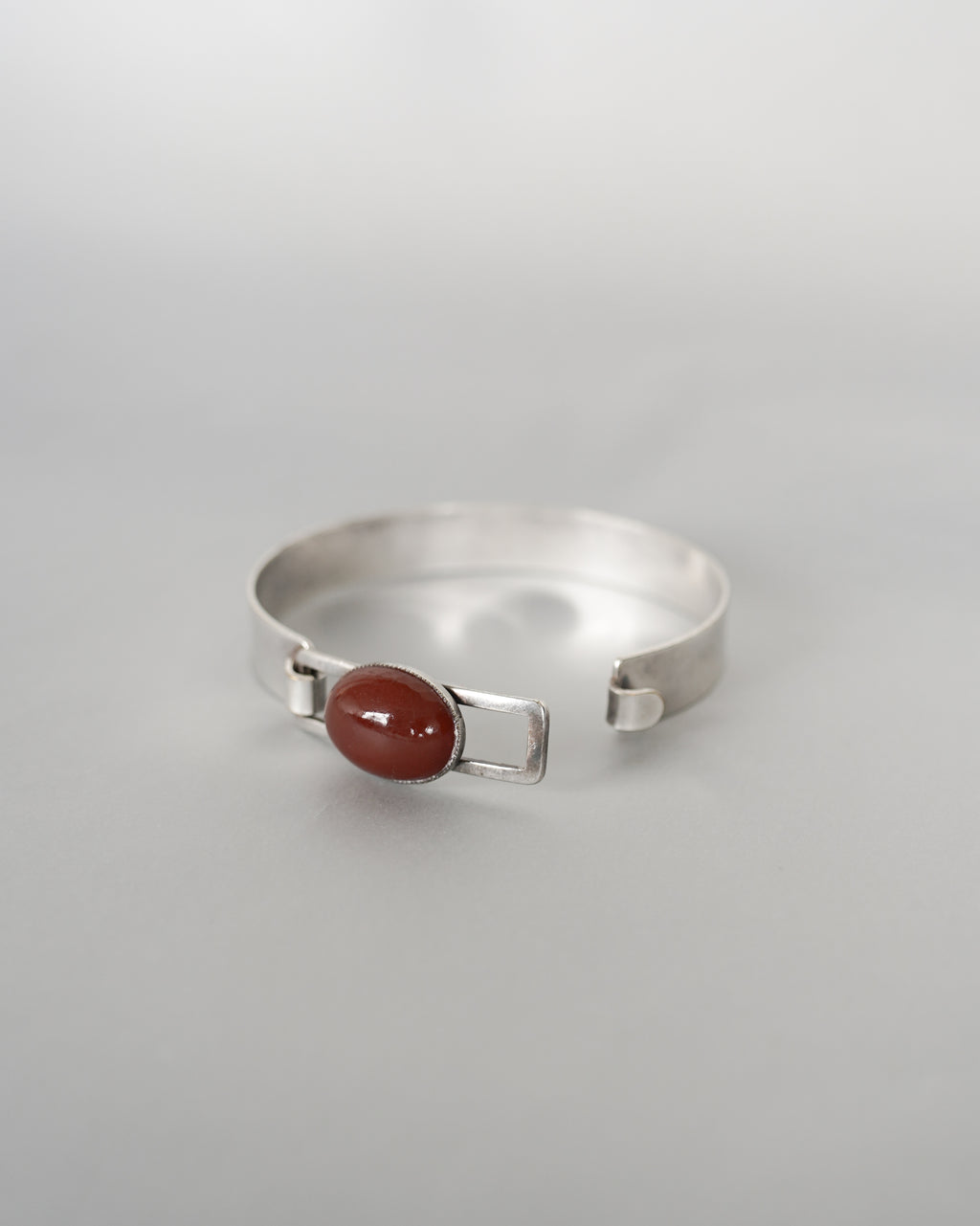 Silver Bangle with Carnelian Stone (SVBL25022-1)