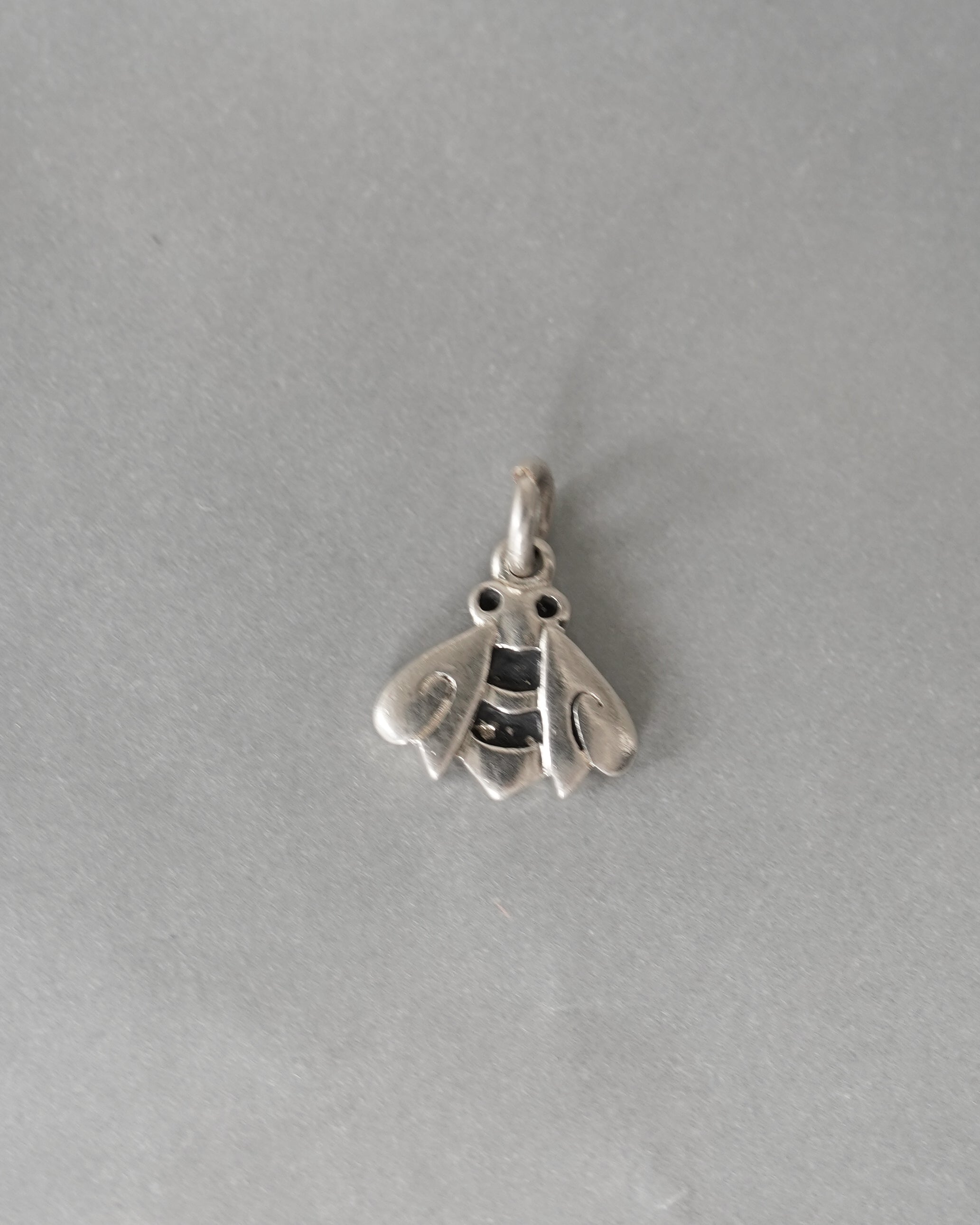 Silver Bee Charm (SVNL-25001)