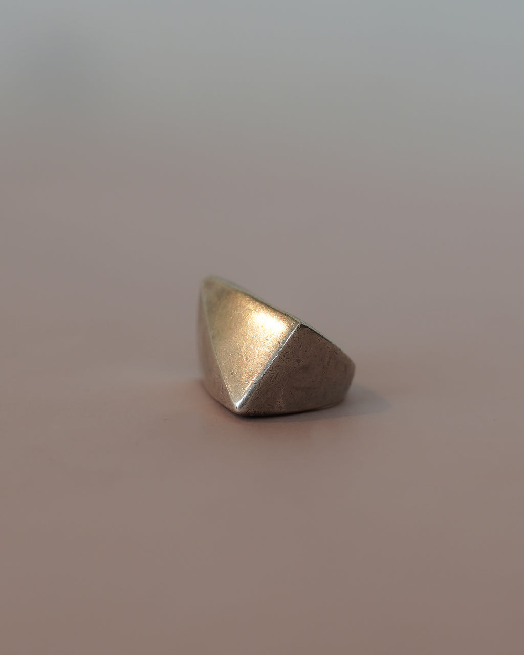 Geometric Block Ring (SVR25020)