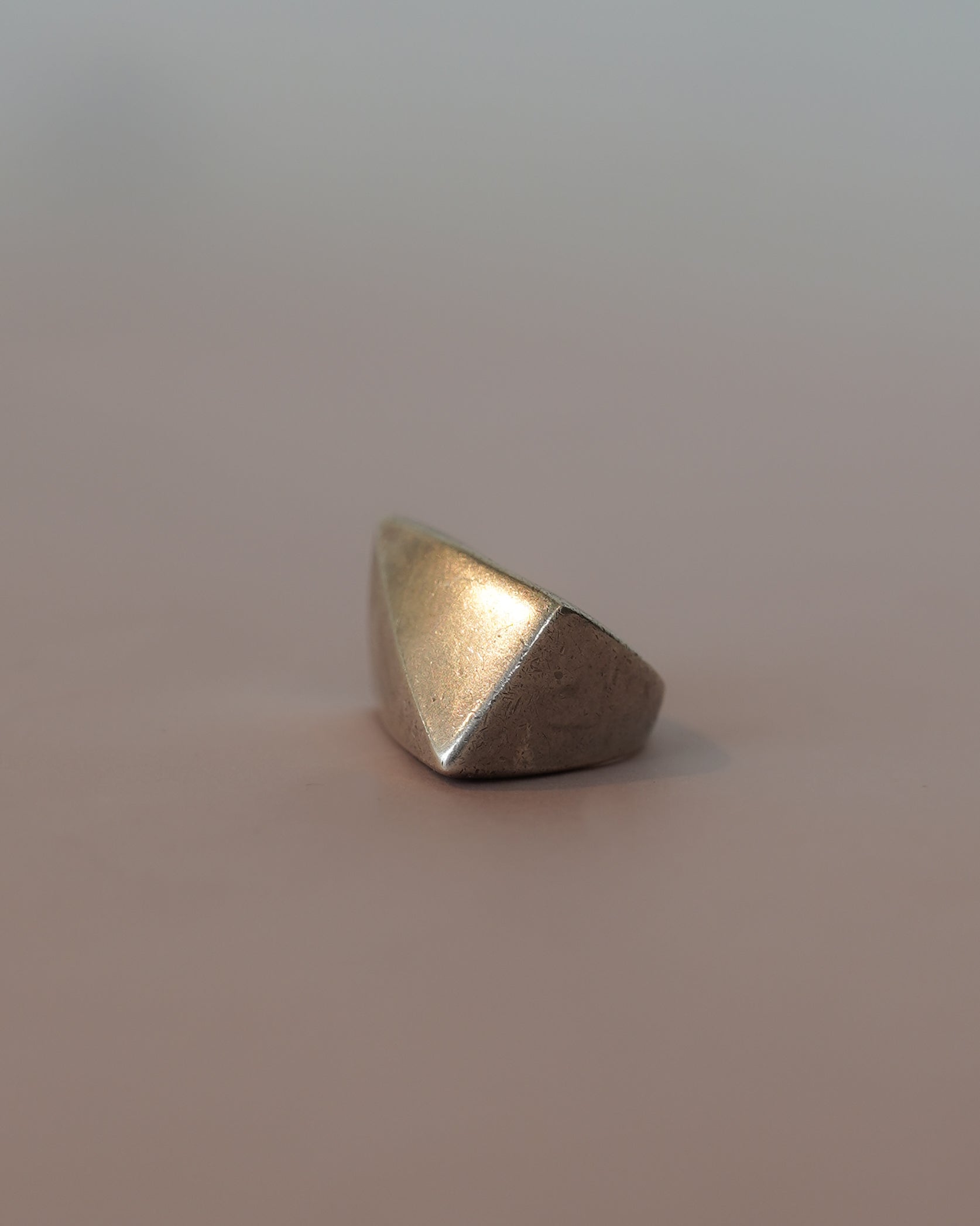 Geometric Block Ring (SVR25020)