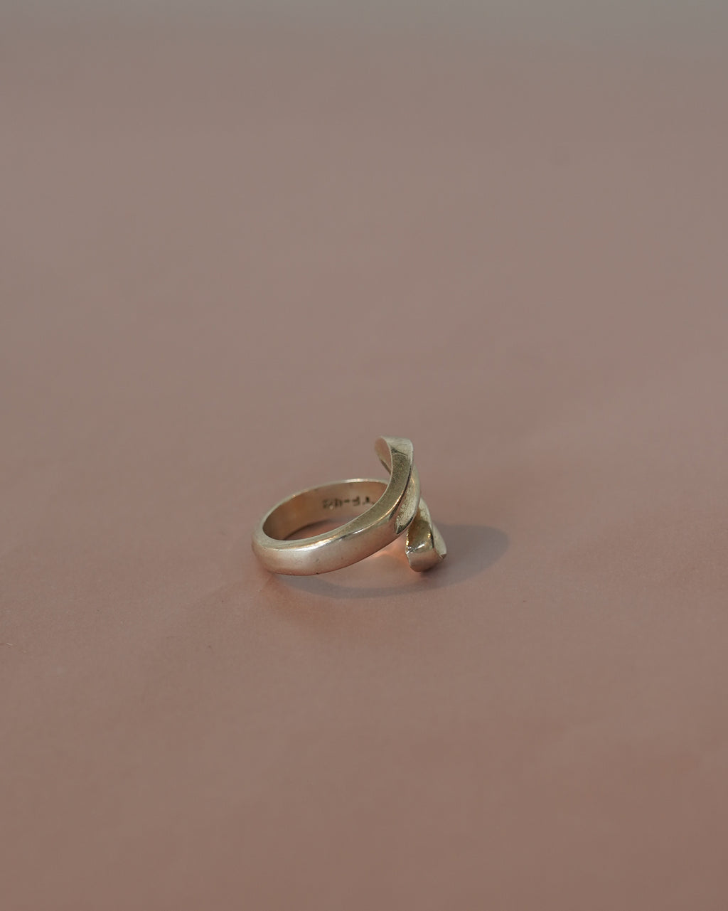 Open Curve Minimal Ring (SVR25023)