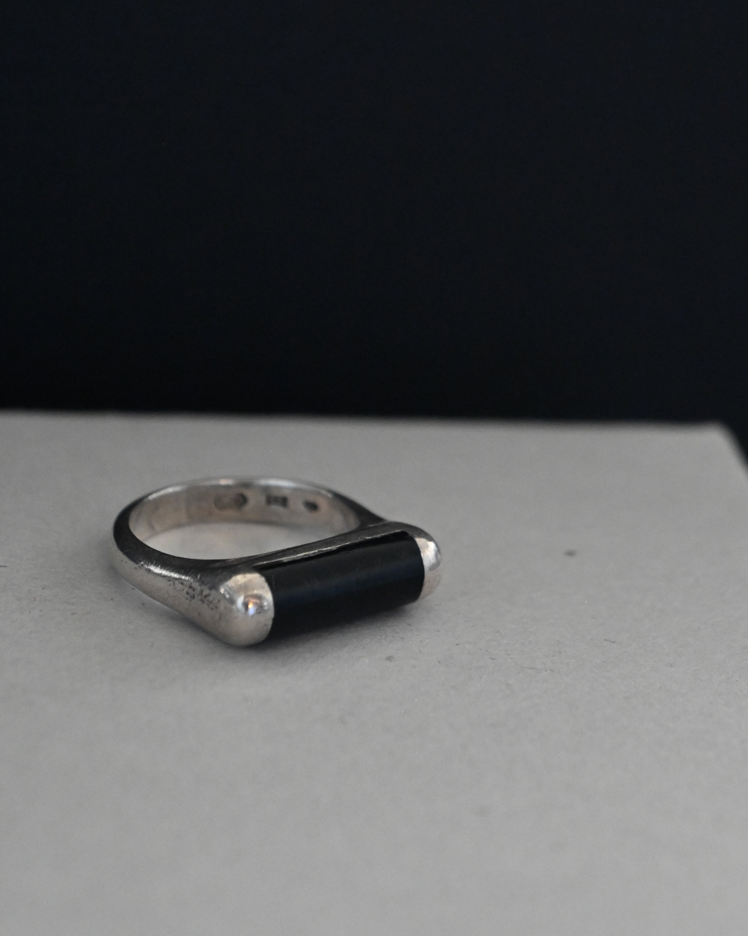 Black Onyx Sterling Silver Ring - 11号