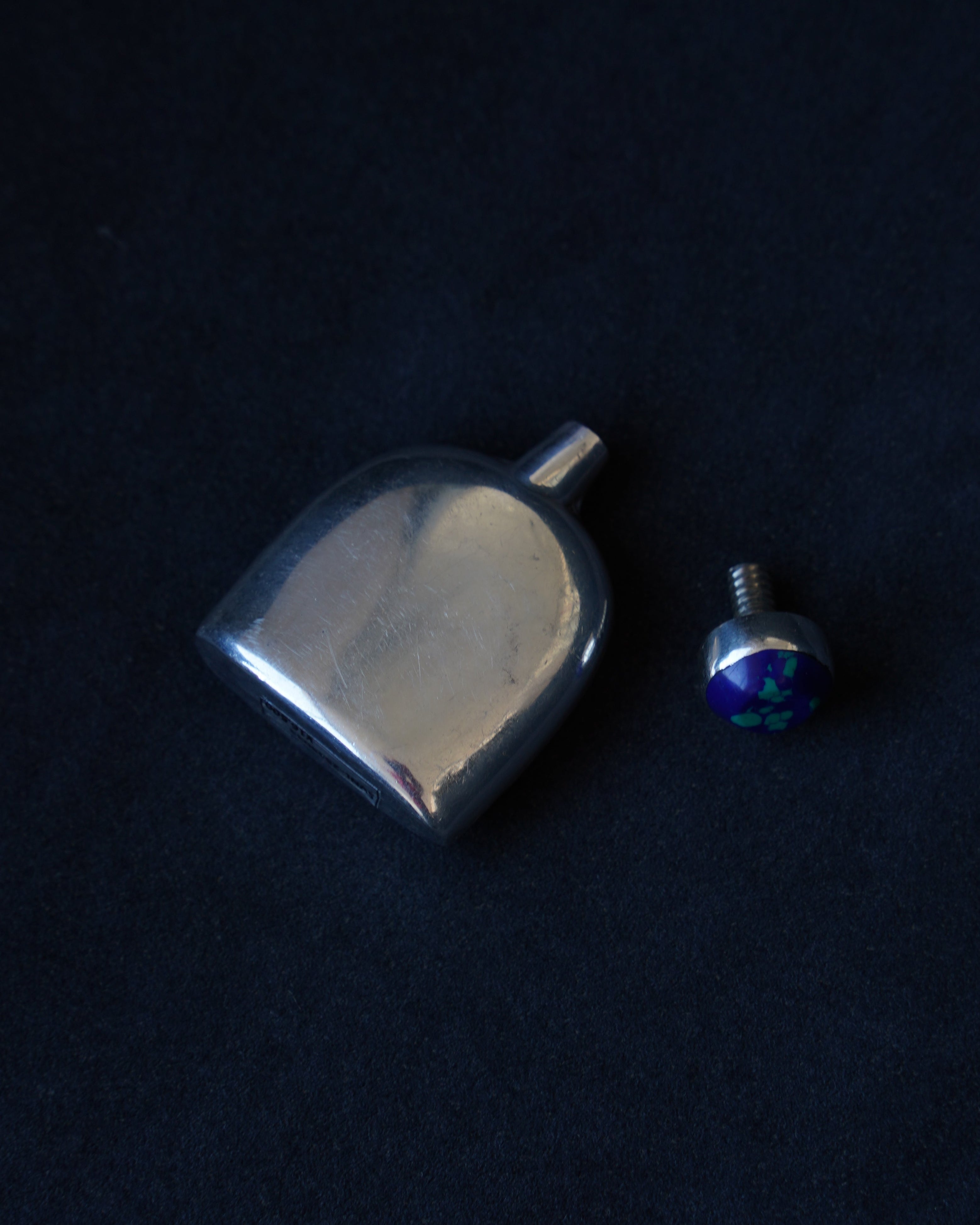 Silver Perfume Bottle (SVNL-25033)