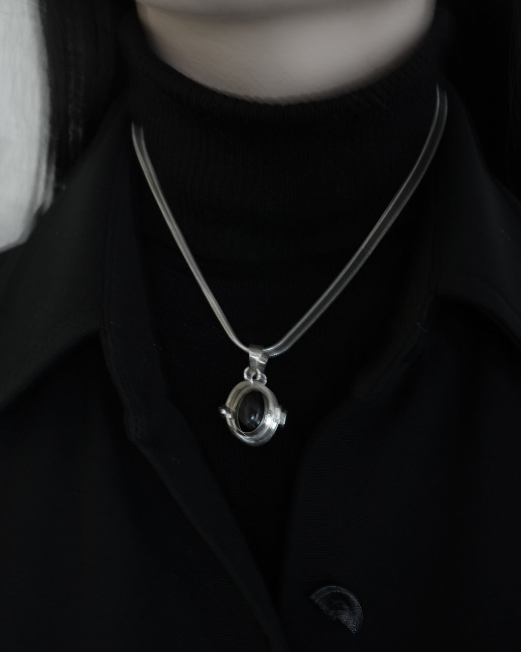 Stone Stone Charm Charm (SVNL-26003-3)