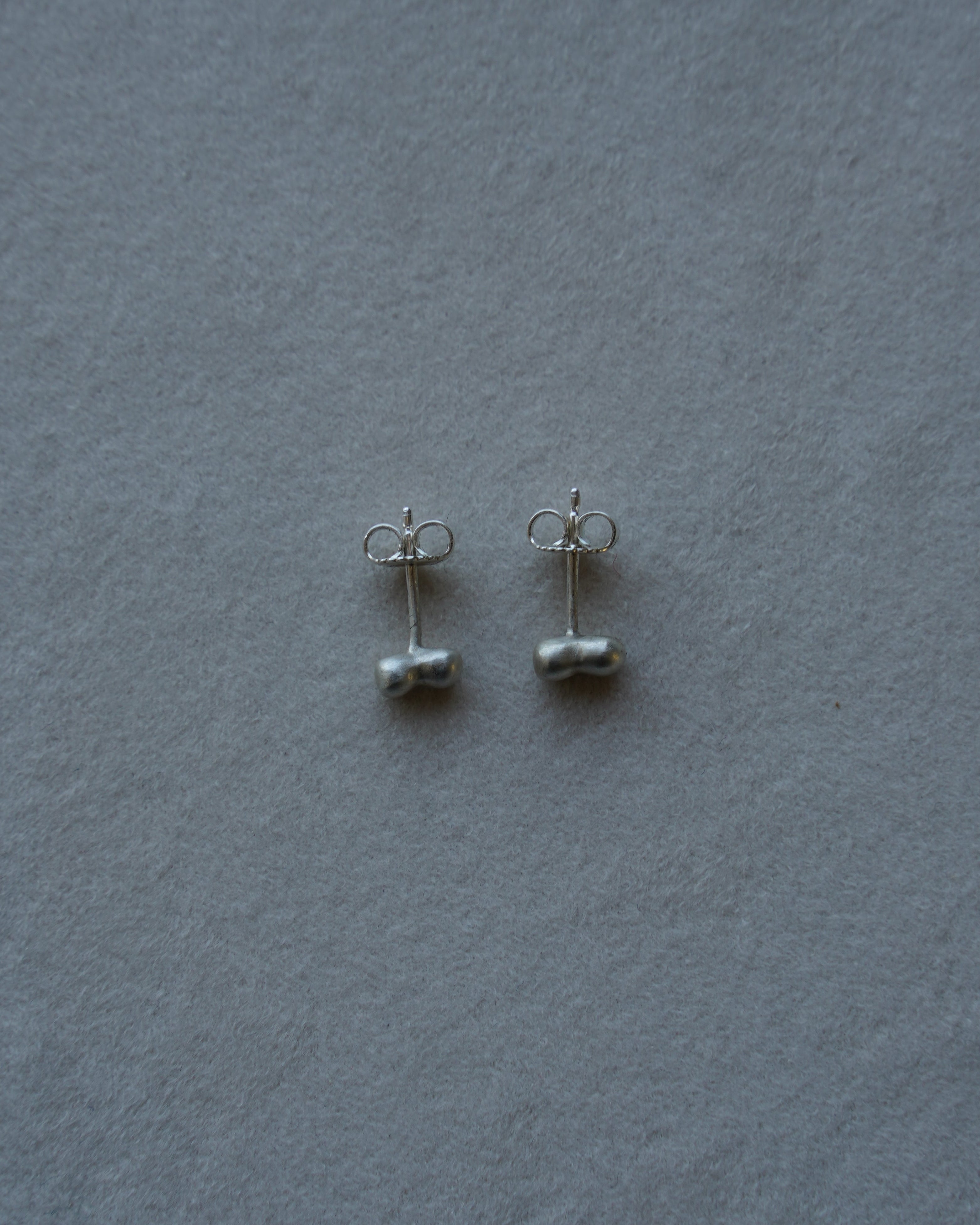 "Dunton Ellerkamp" Two Dot Earrings - Silver