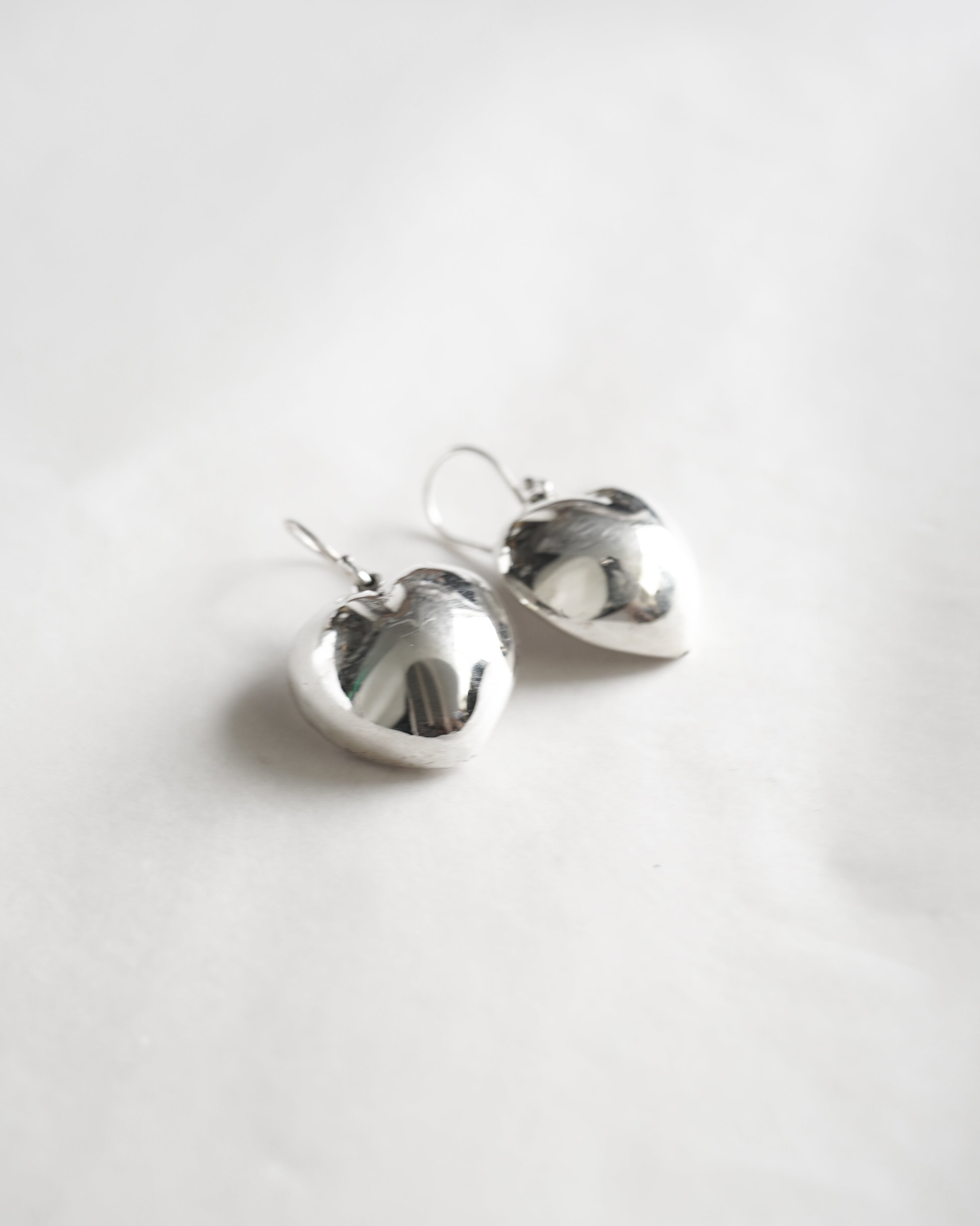 Silver Chunky Heart Earrings (SVE-26002)