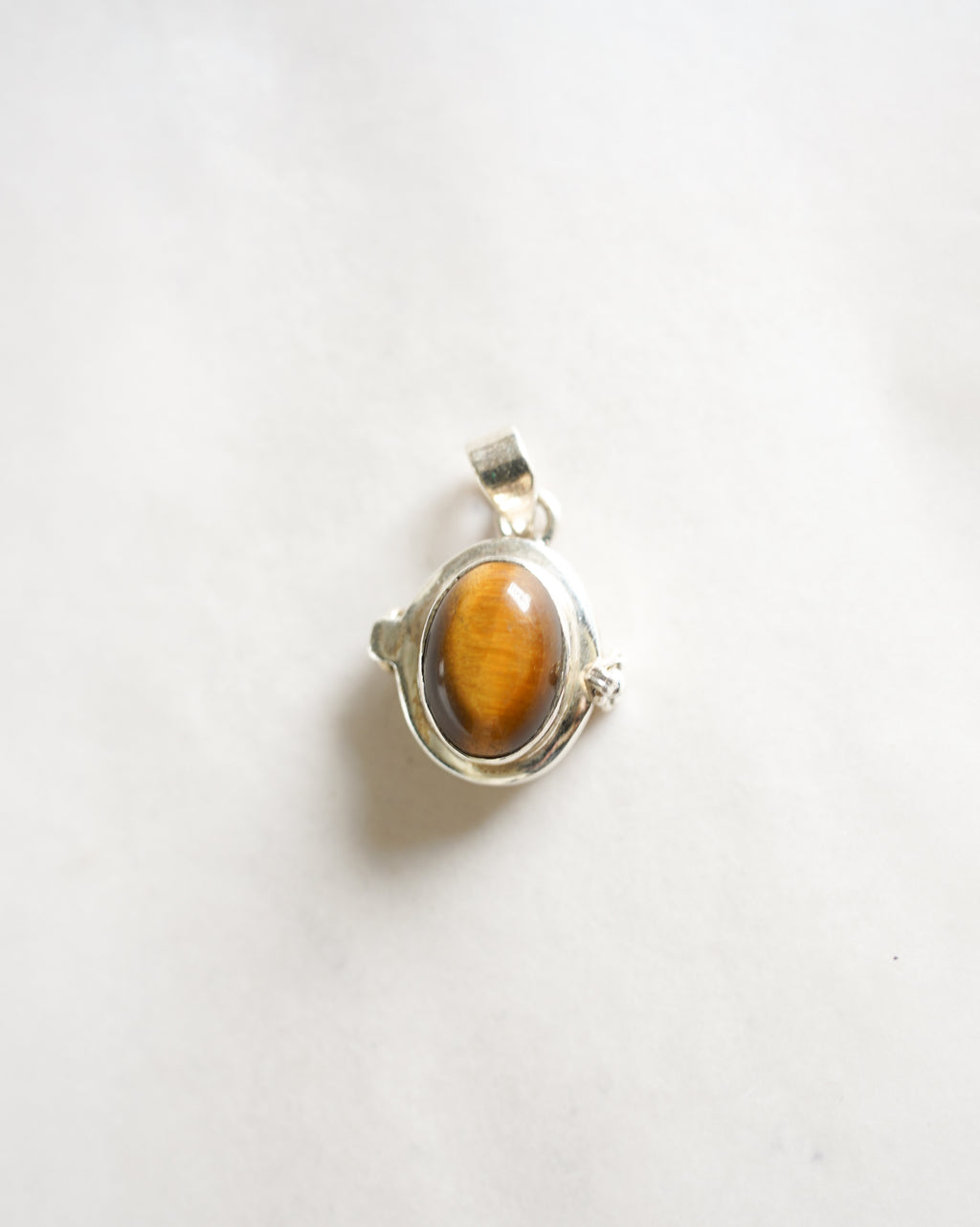 Stone Silver Charm (SVNL-26002-1)