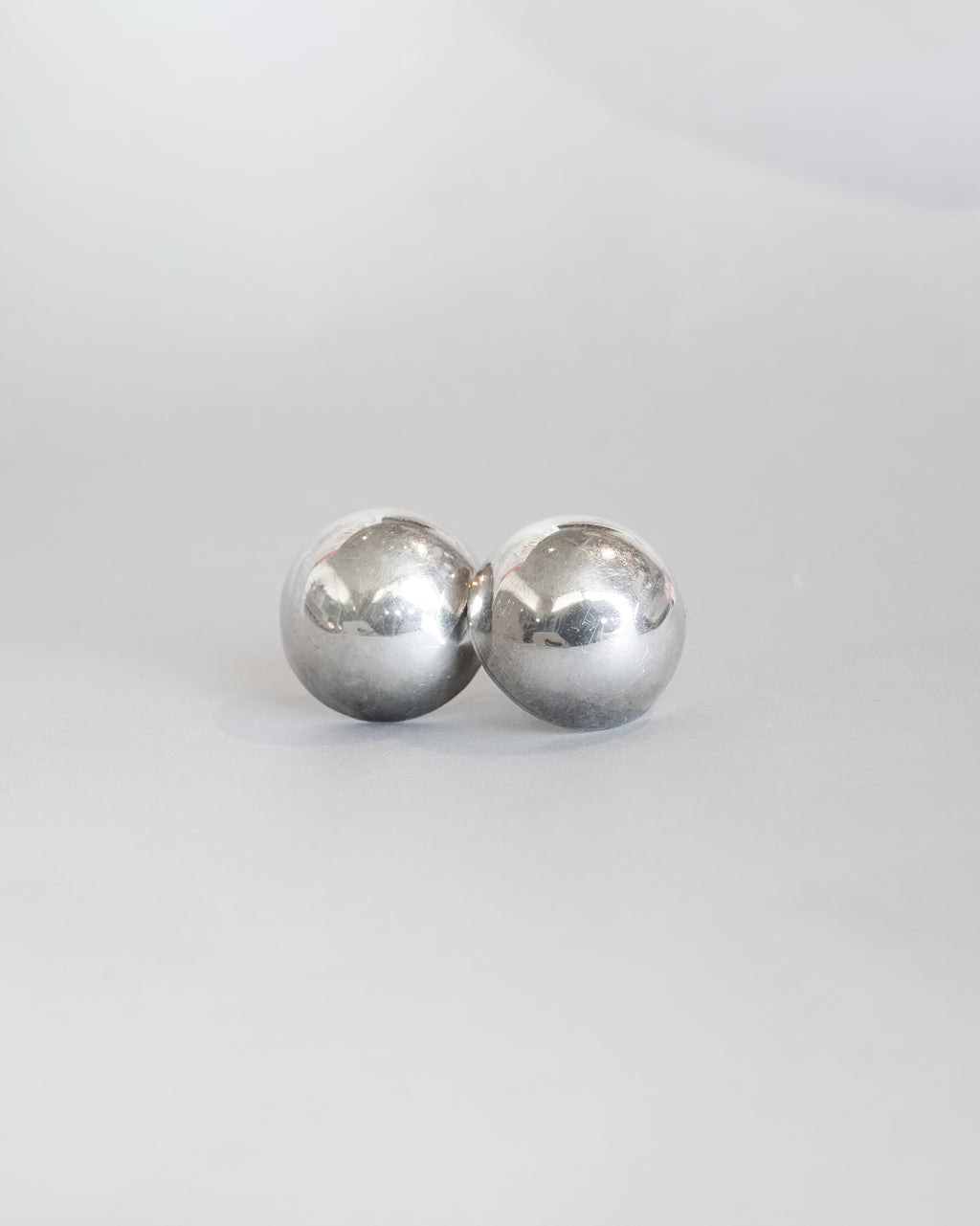 Dome Stud Silver Earrings (SVE-26006-1)