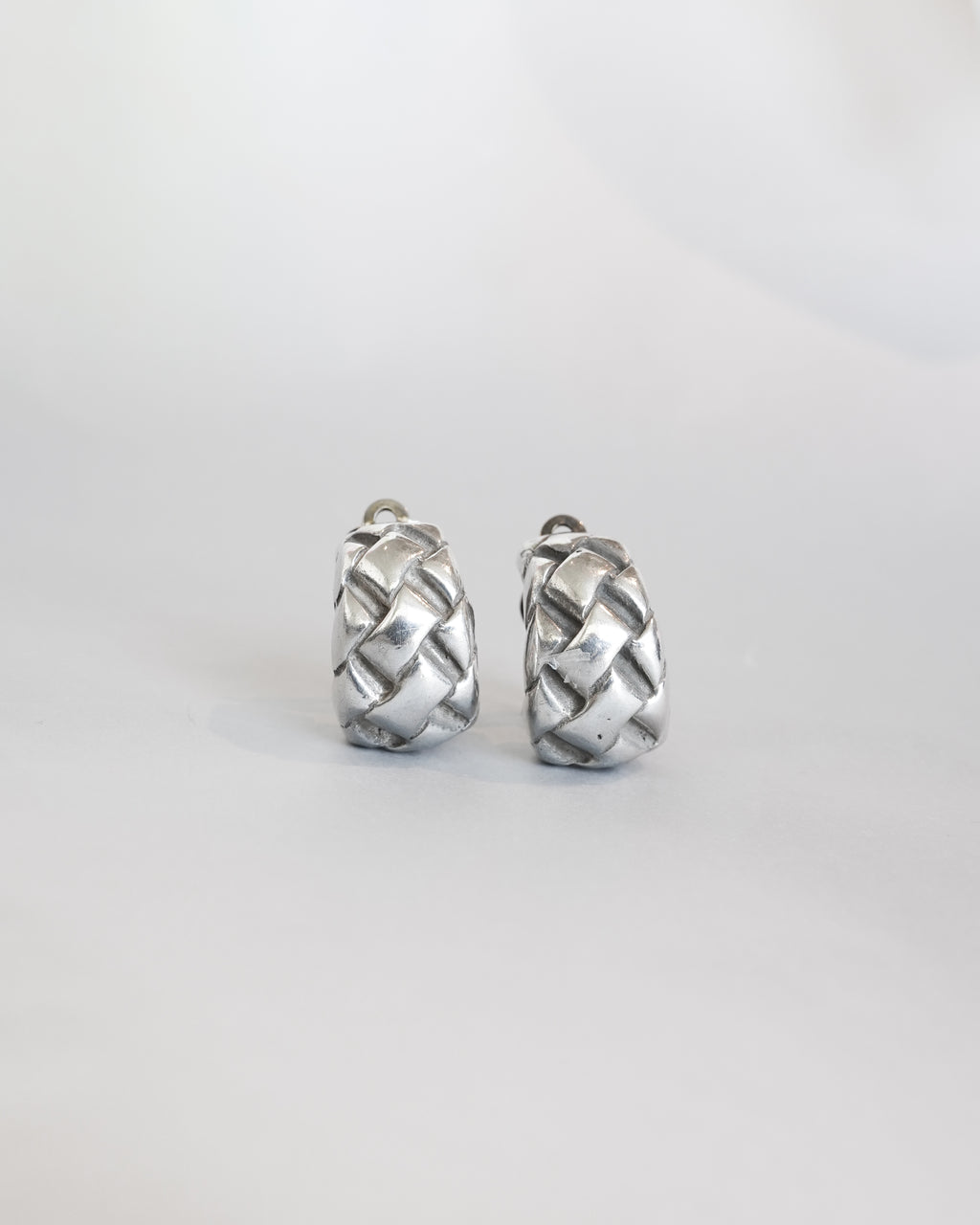 Woven Clip-On Silver Earrings (SVE-26005)