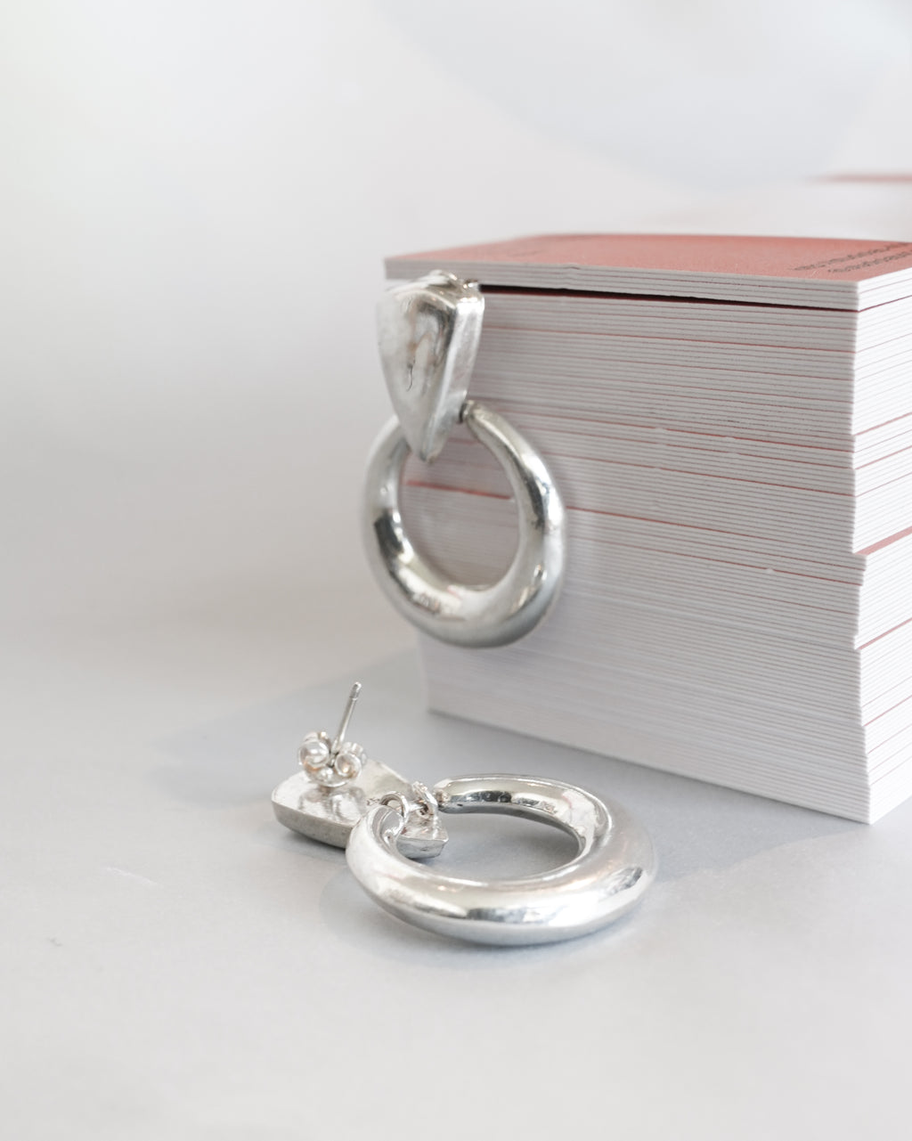 Silver Shield Hoop Earrings (SVE-26009)