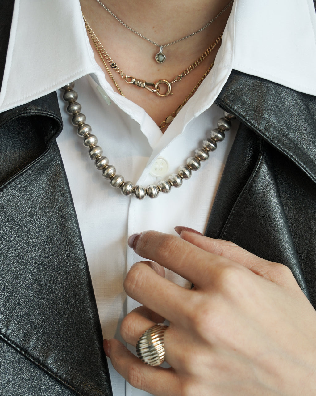 Silver Ball Line Necklace (SVNL-26015)