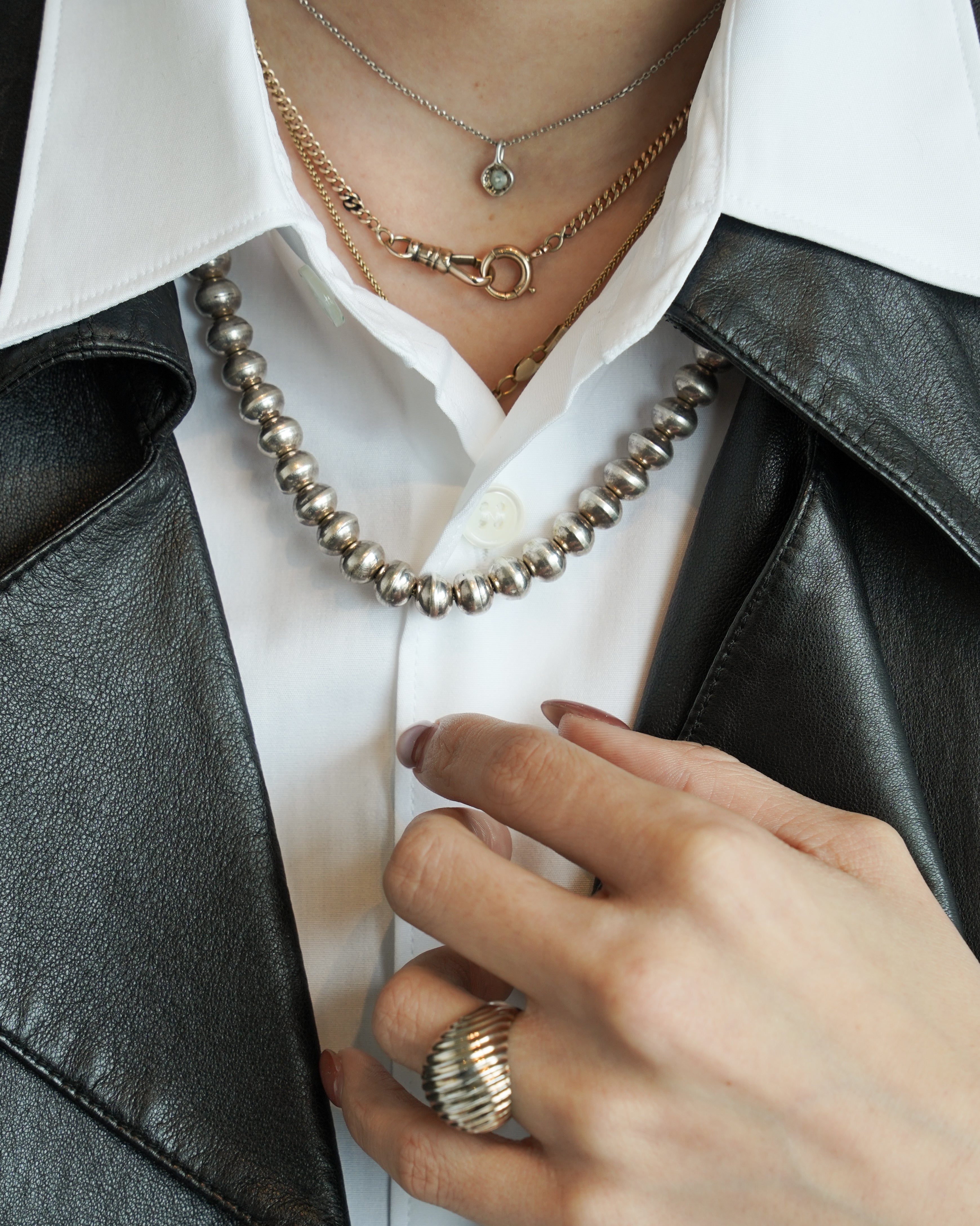 Silver Ball Line Necklace (SVNL-26015)