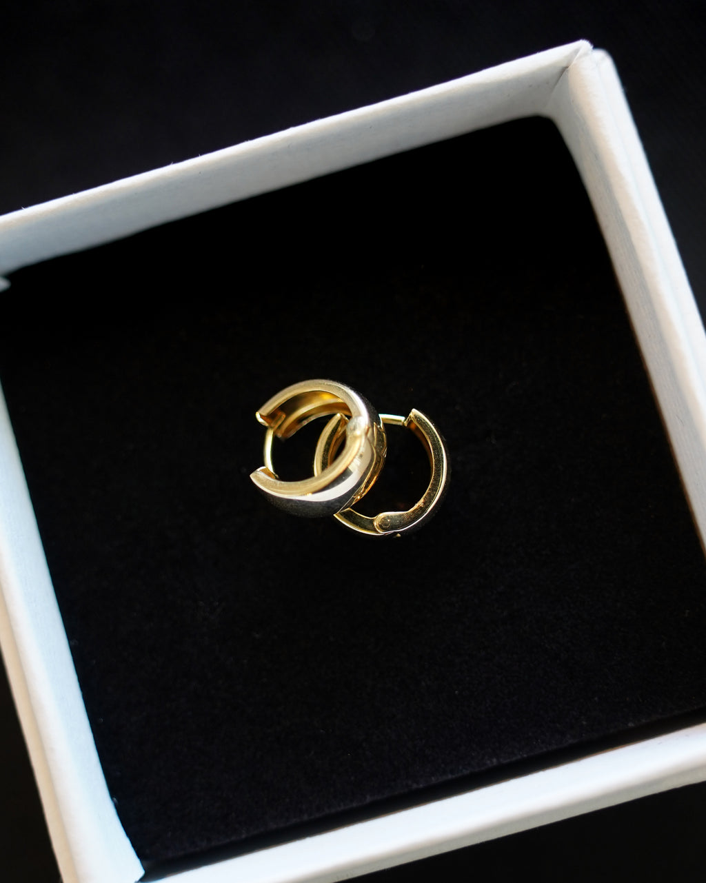 14K Gold Hoops (GDE-25AW0-2)