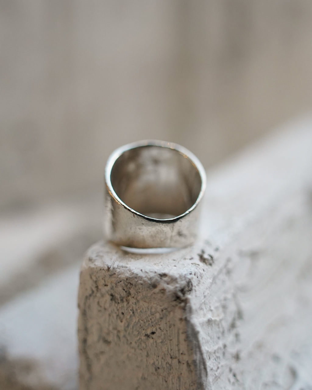 Hammered Tapered Silver Ring (SVR-26033)