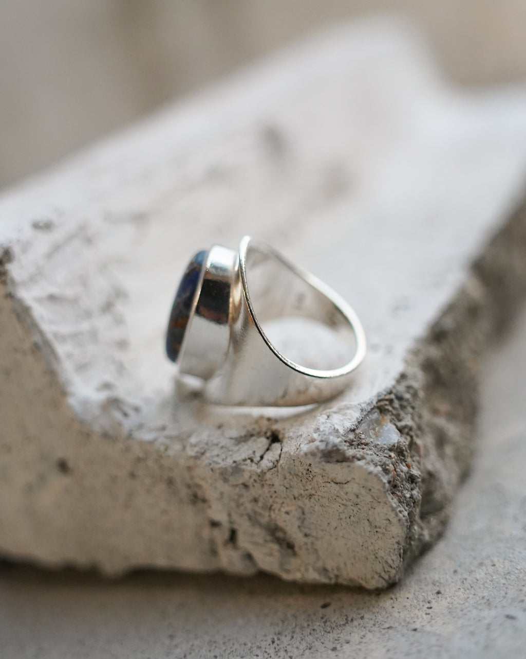 Blue Stone Oval Silver Ring (SVR-26036)