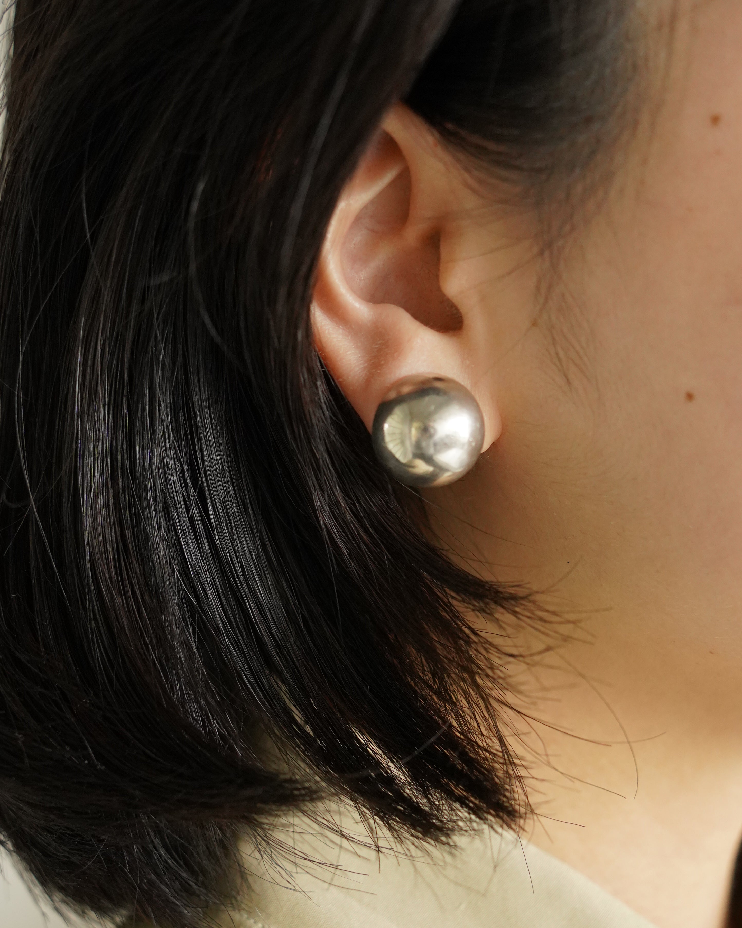 Dome Stud Silver Earrings (SVE-26006-1)