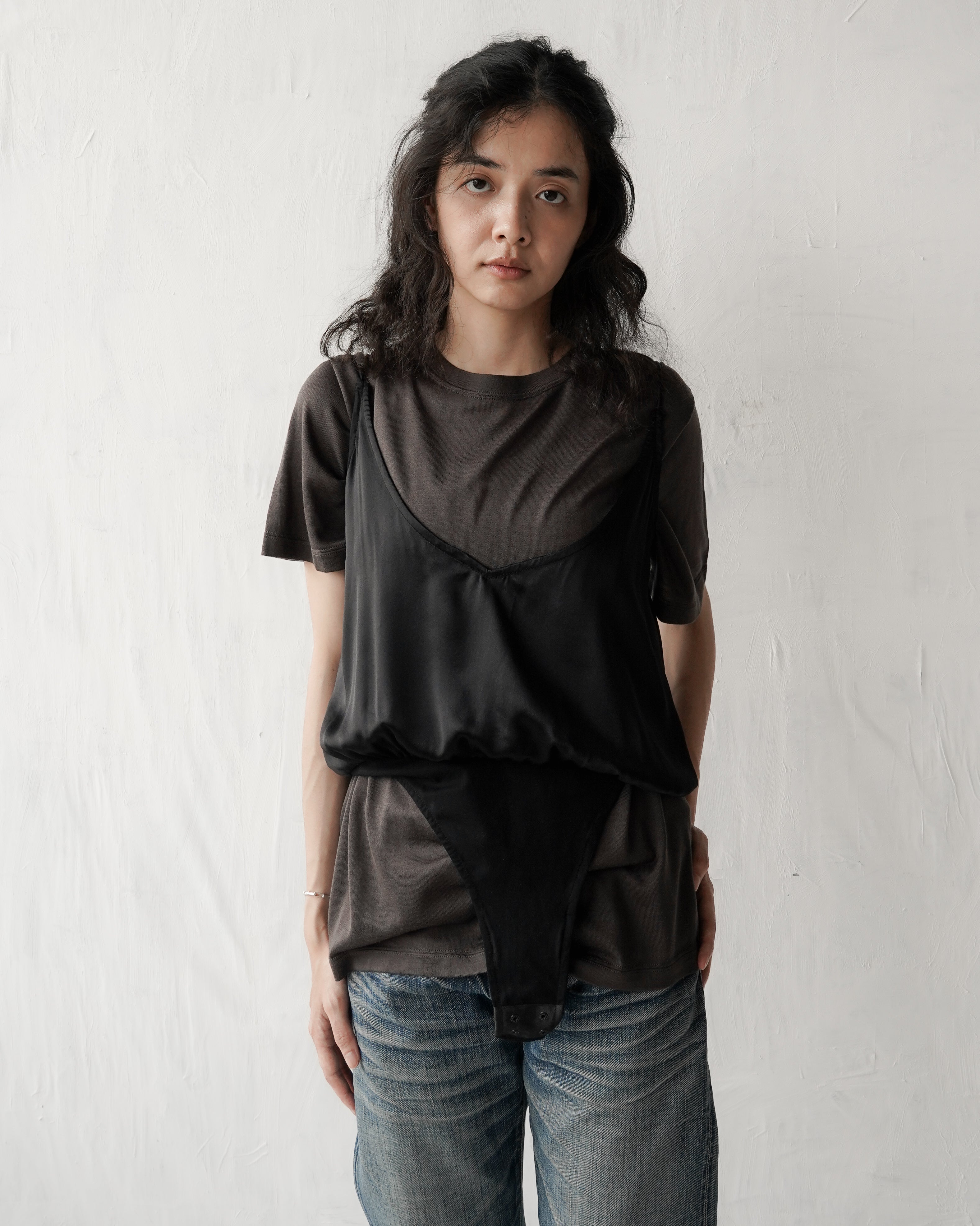 100% Washable Silk Tee S/S - Charcoal Brown