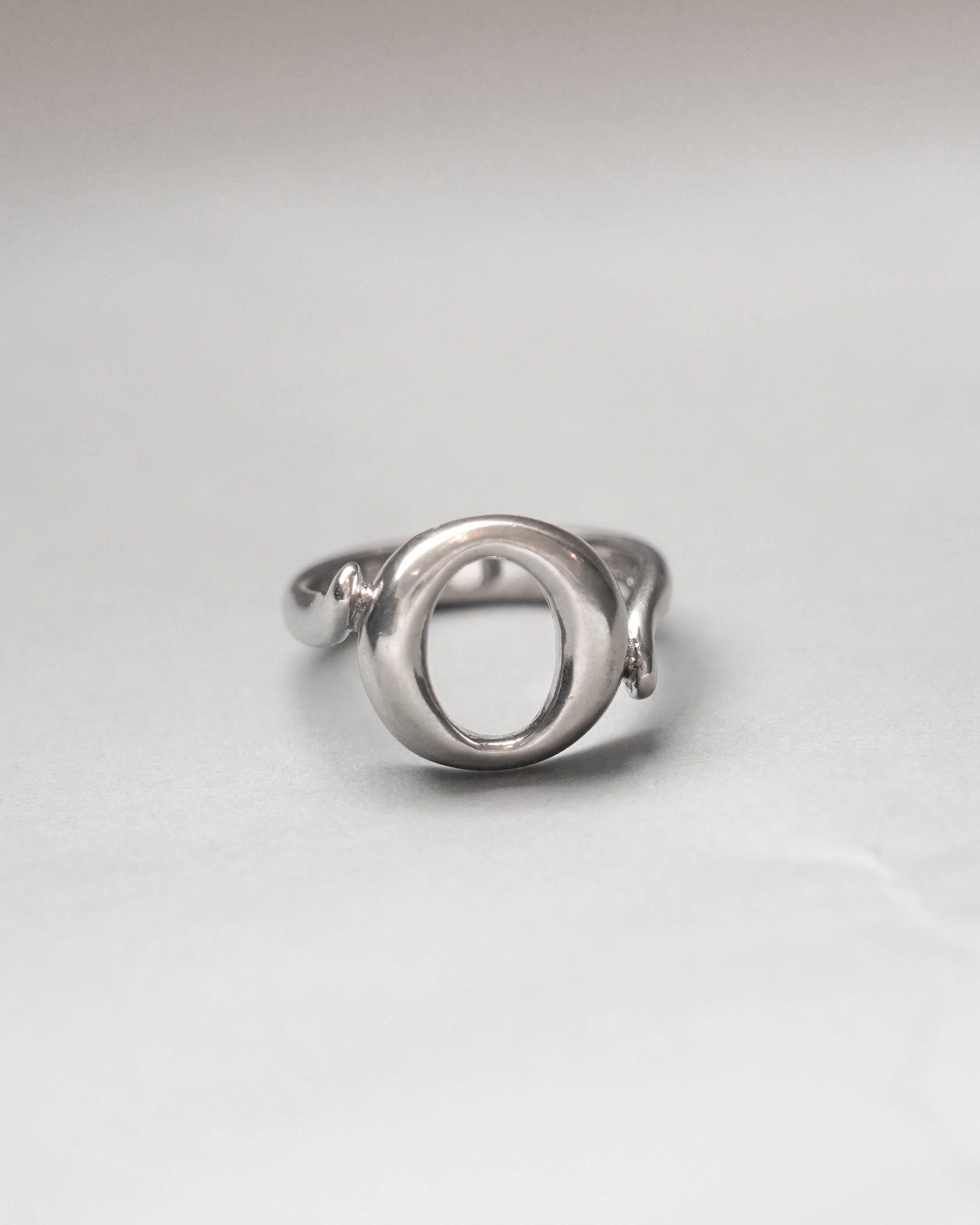 Open Circle Silver Ring (SVR-26SS040)