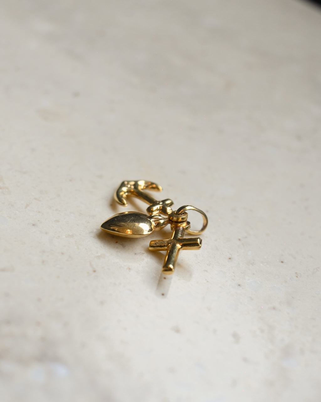 9K Gold Charm - Faith,Hope & Charity