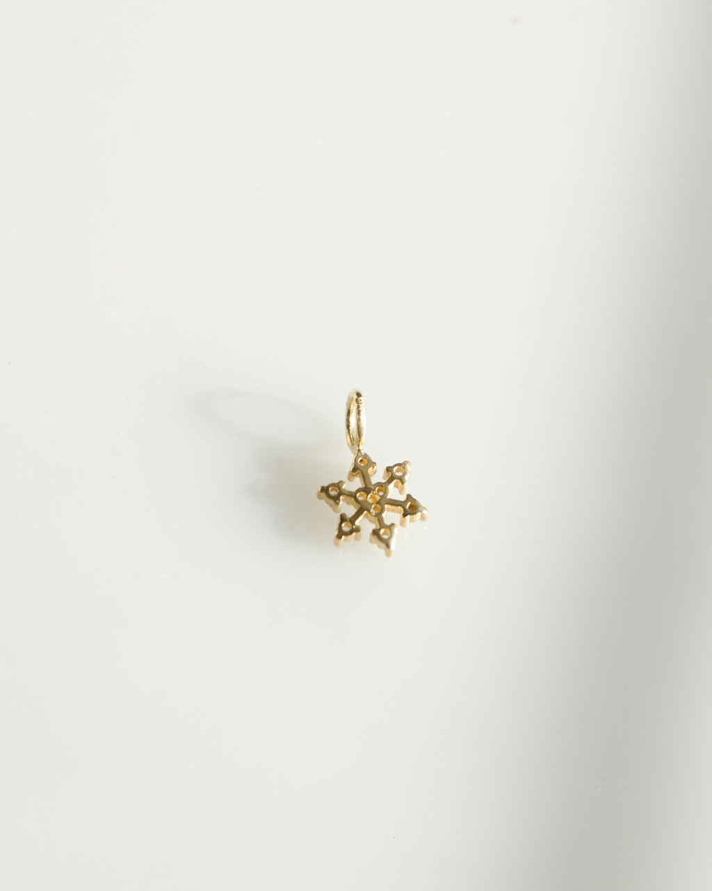14K Charm - Snowflake w/ CZ Daiamond