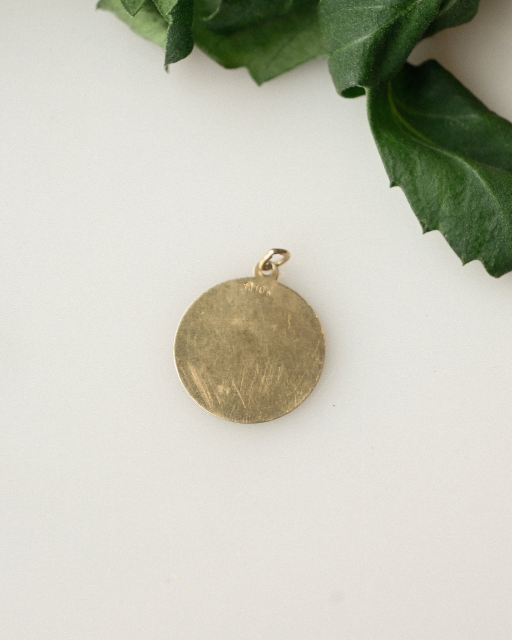 10K Astrology Charm - Scorpion (Large Size)