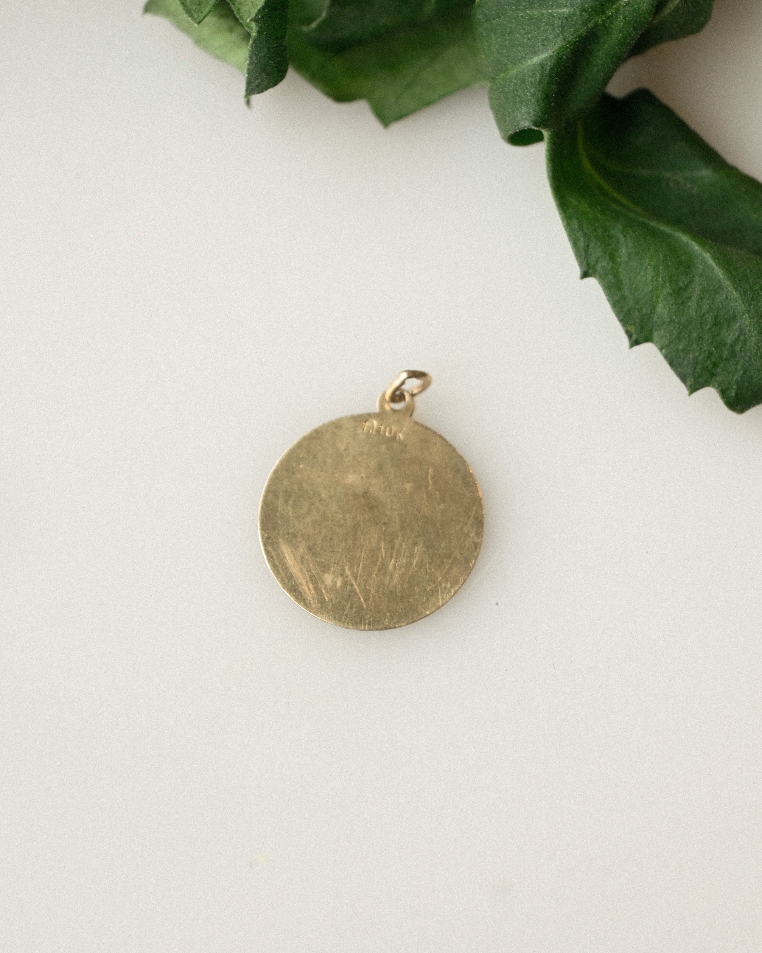 10K Astrology Charm - Scorpion (Large Size)