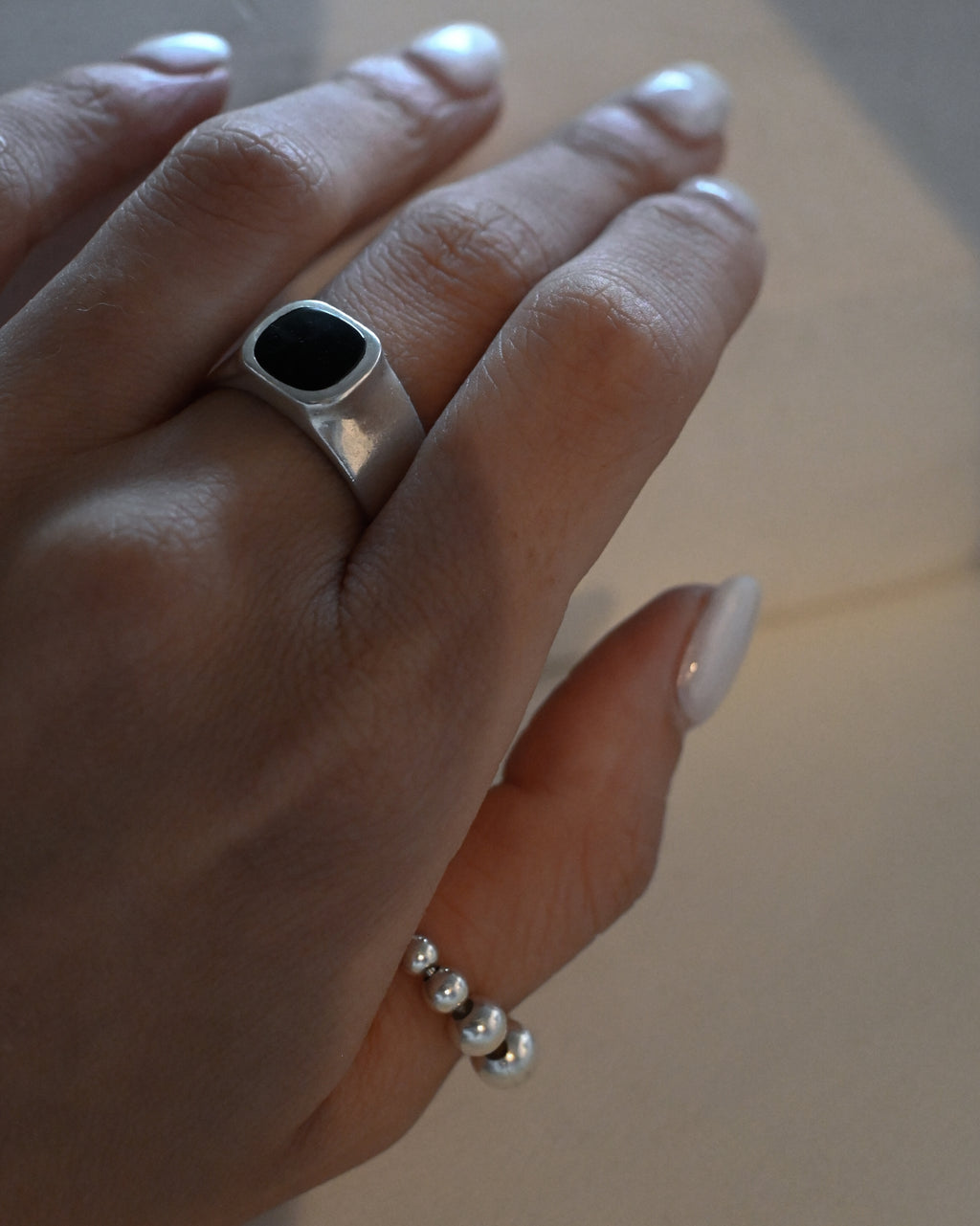 Silver Square Onyx Signet Ring - 15号